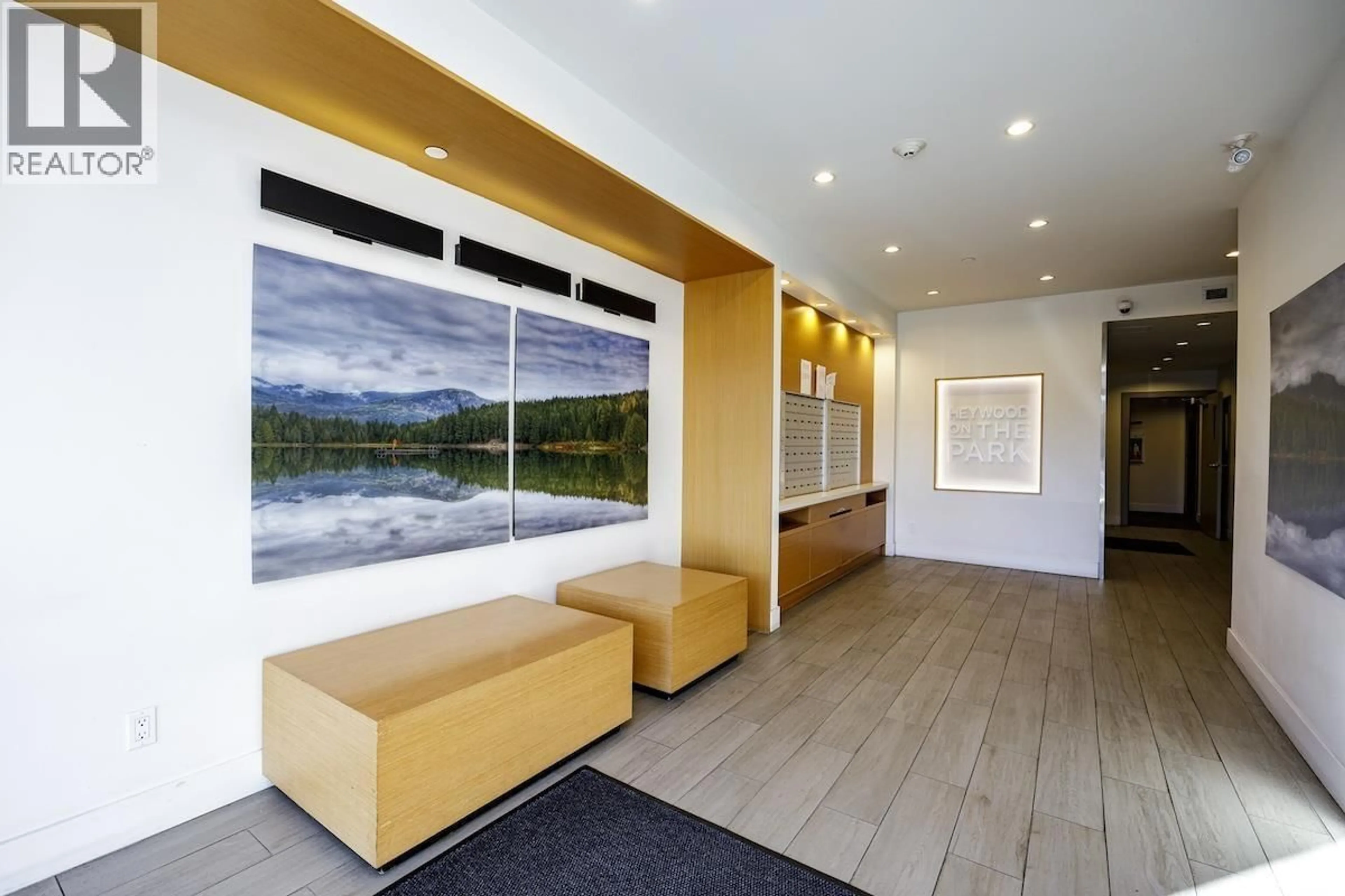 Lobby for 211 - 1621 HAMILTON AVENUE, North Vancouver British Columbia V7P0B7