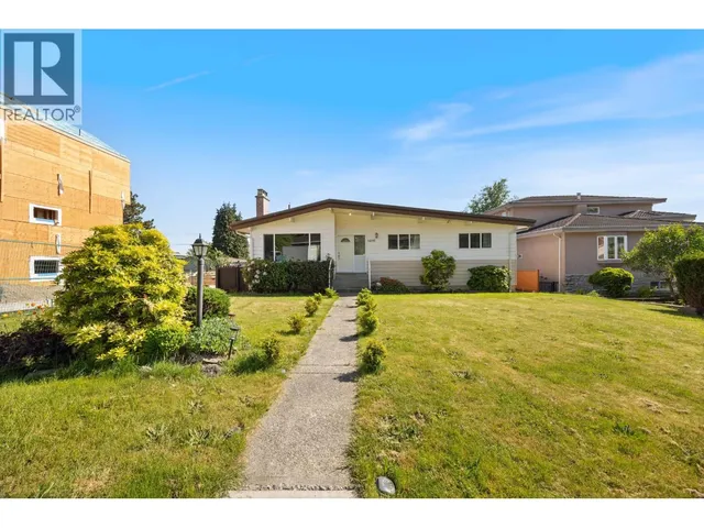 6890 HYCREST DRIVE, Burnaby 2