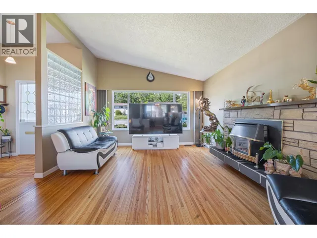 6890 HYCREST DRIVE, Burnaby 4