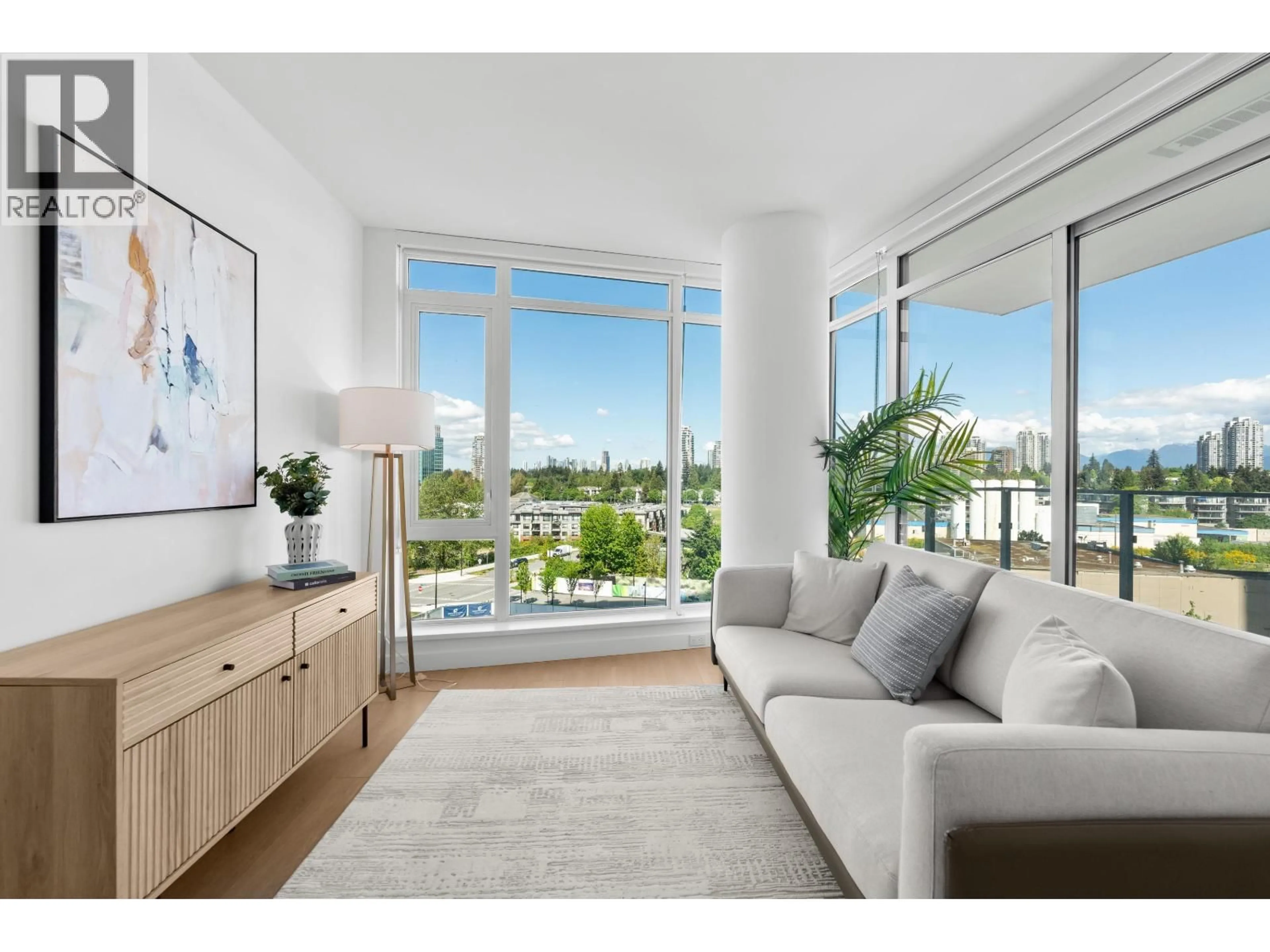 Living room with furniture, unknown for 602 - 7683 PARK CRESCENT, Burnaby British Columbia V3N0J4