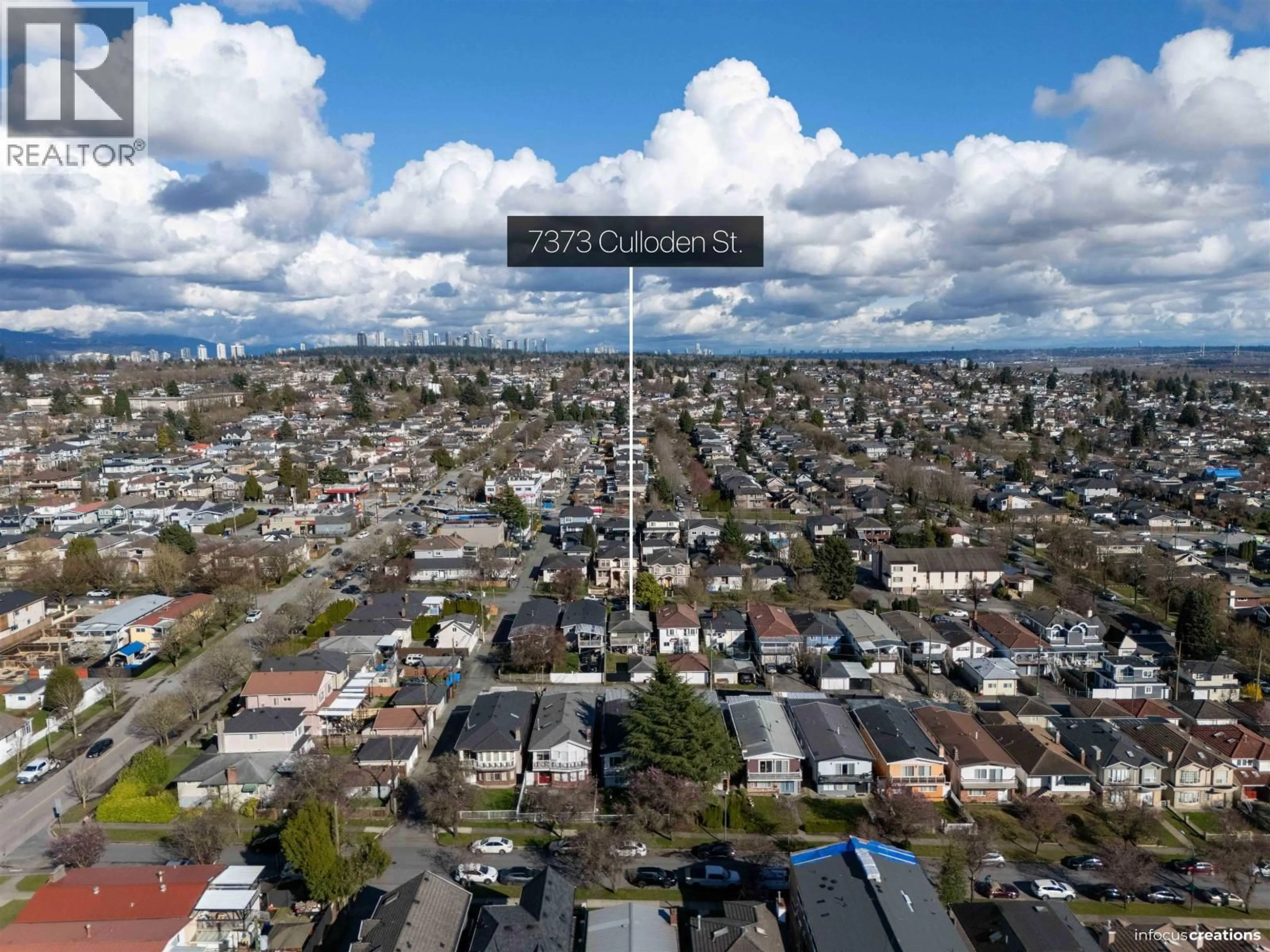 A pic from outside/outdoor area/front of a property/back of a property/a pic from drone, street for 7373 CULLODEN STREET, Vancouver British Columbia V5X4K3