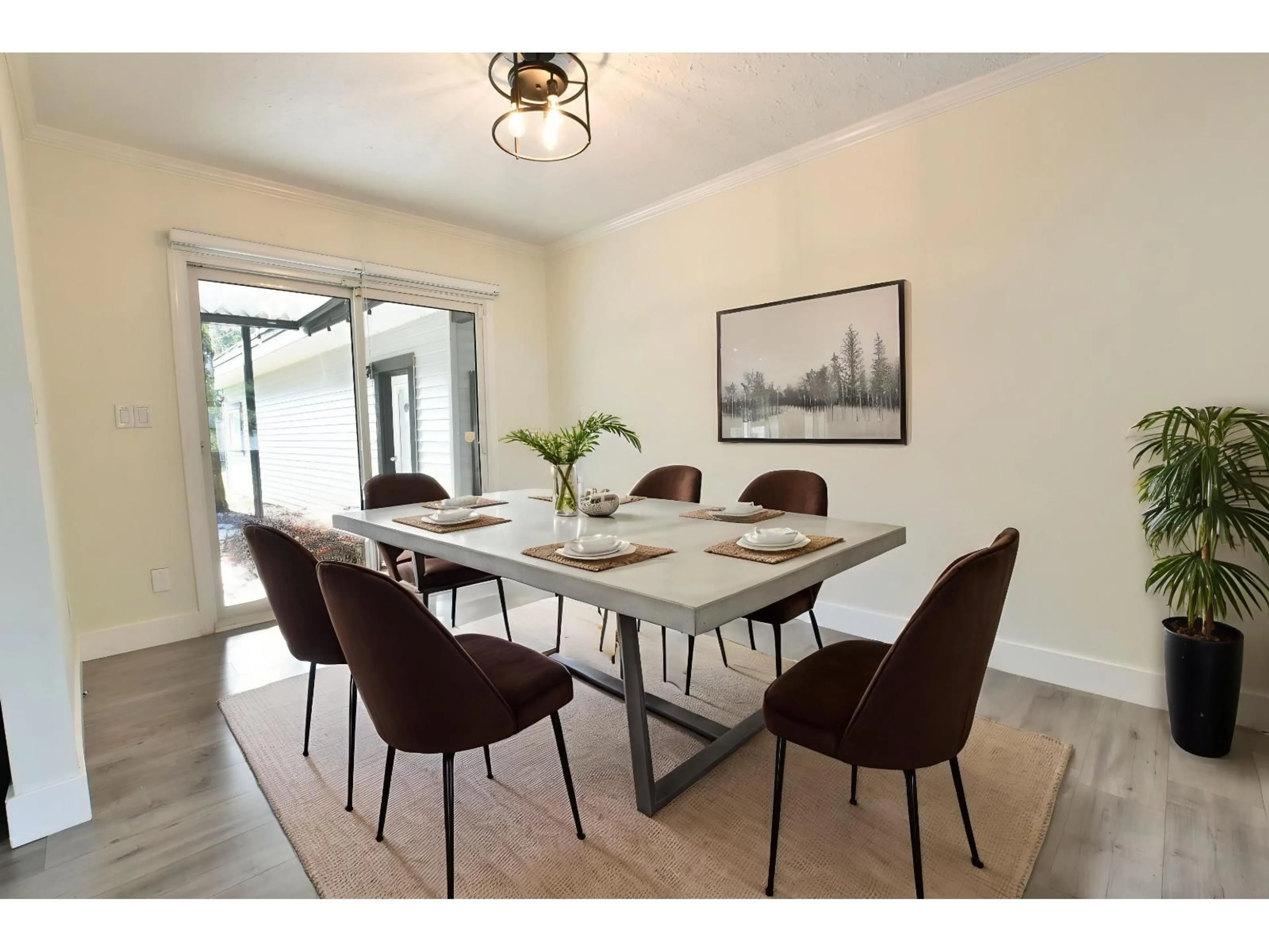 Dining room, unknown for 20572 43 AVENUE, Langley British Columbia V3A3C2