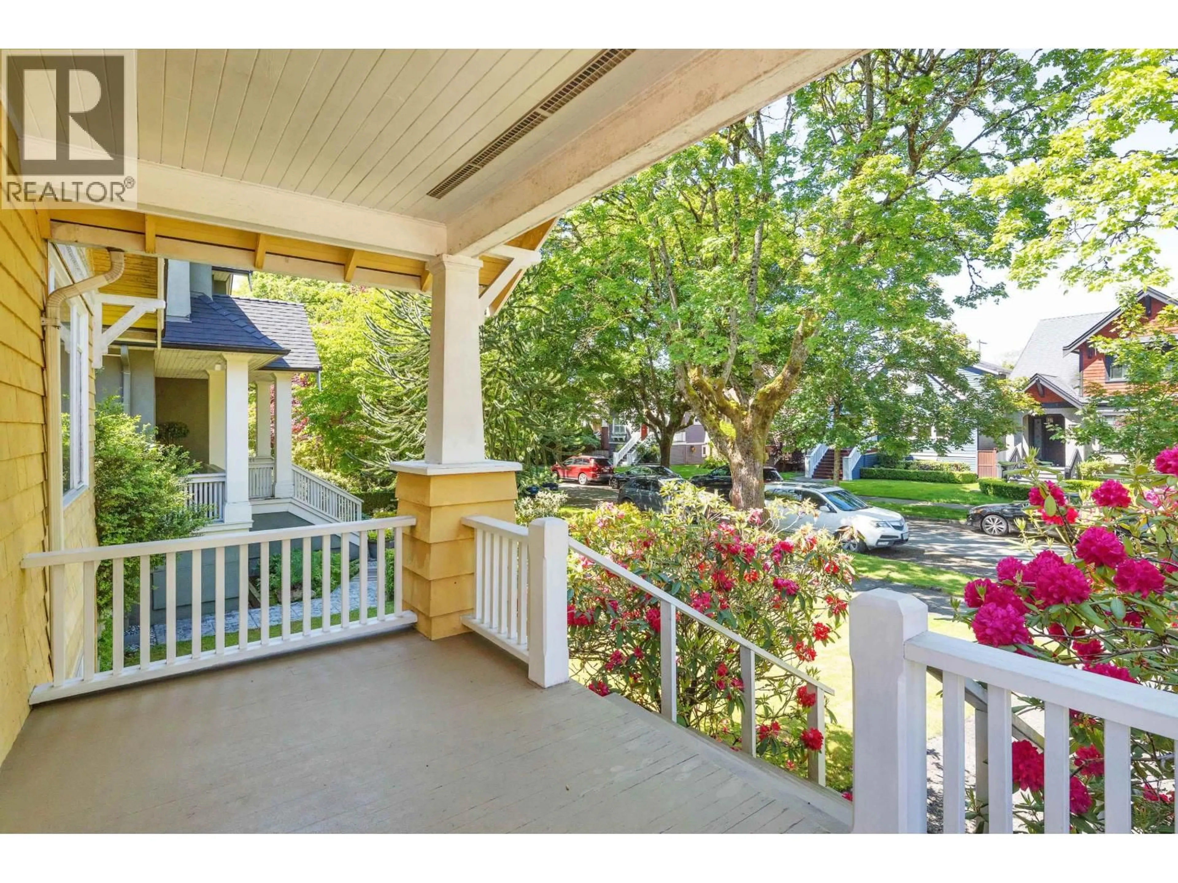 Unknown for 3136 11TH AVENUE, Vancouver British Columbia V6K2M7
