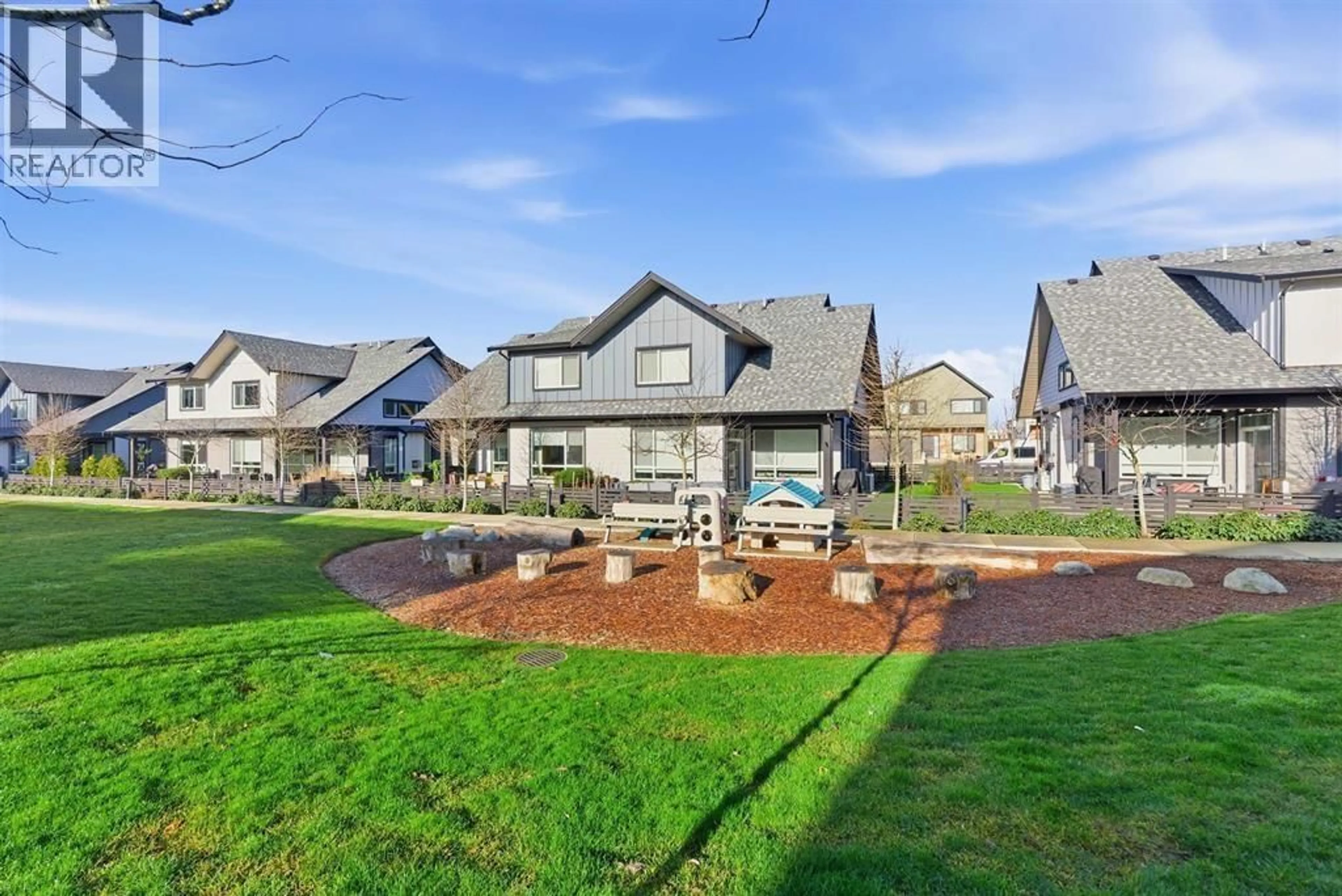 A pic from outside/outdoor area/front of a property/back of a property/a pic from drone, unknown for 2478A WREN DRIVE, Delta British Columbia V4M0E6