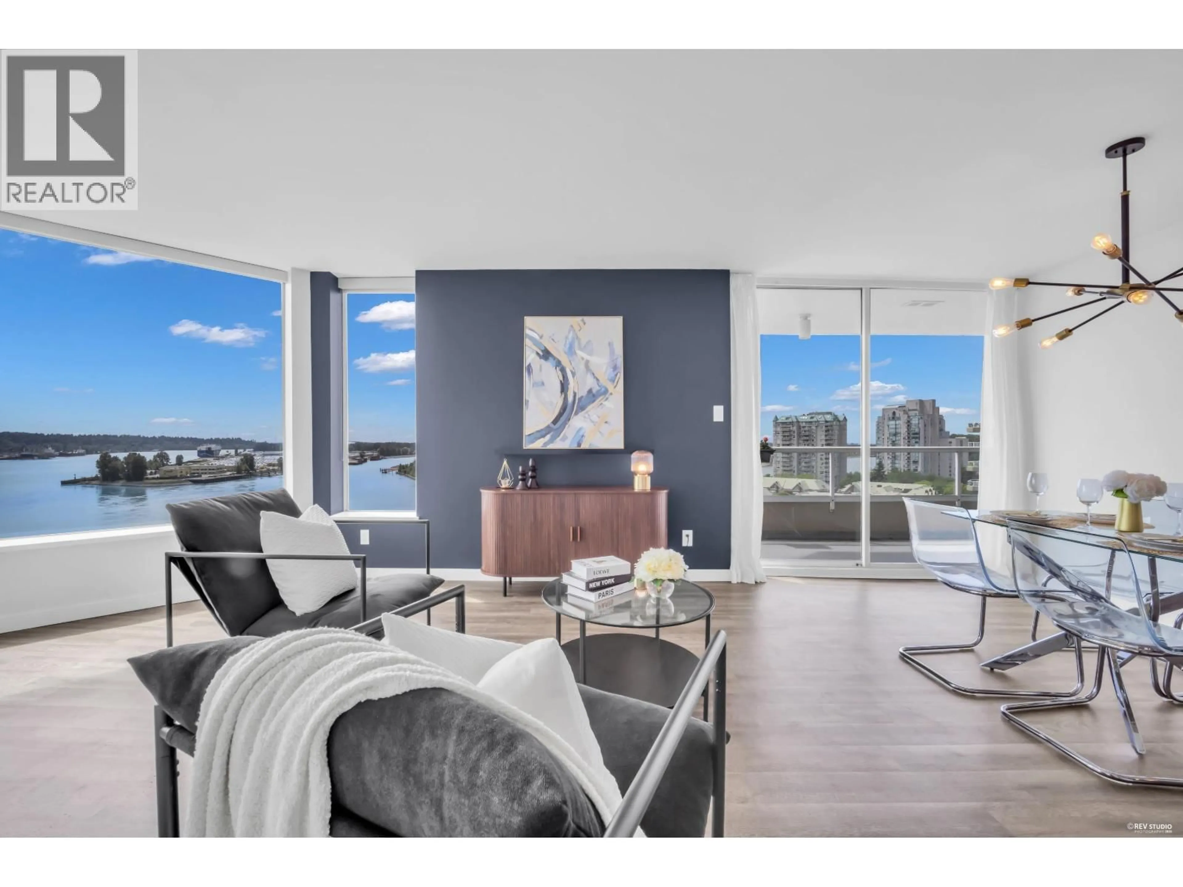 Living room with furniture, unknown for 1404 - 1065 QUAYSIDE DRIVE, New Westminster British Columbia V3M1C5