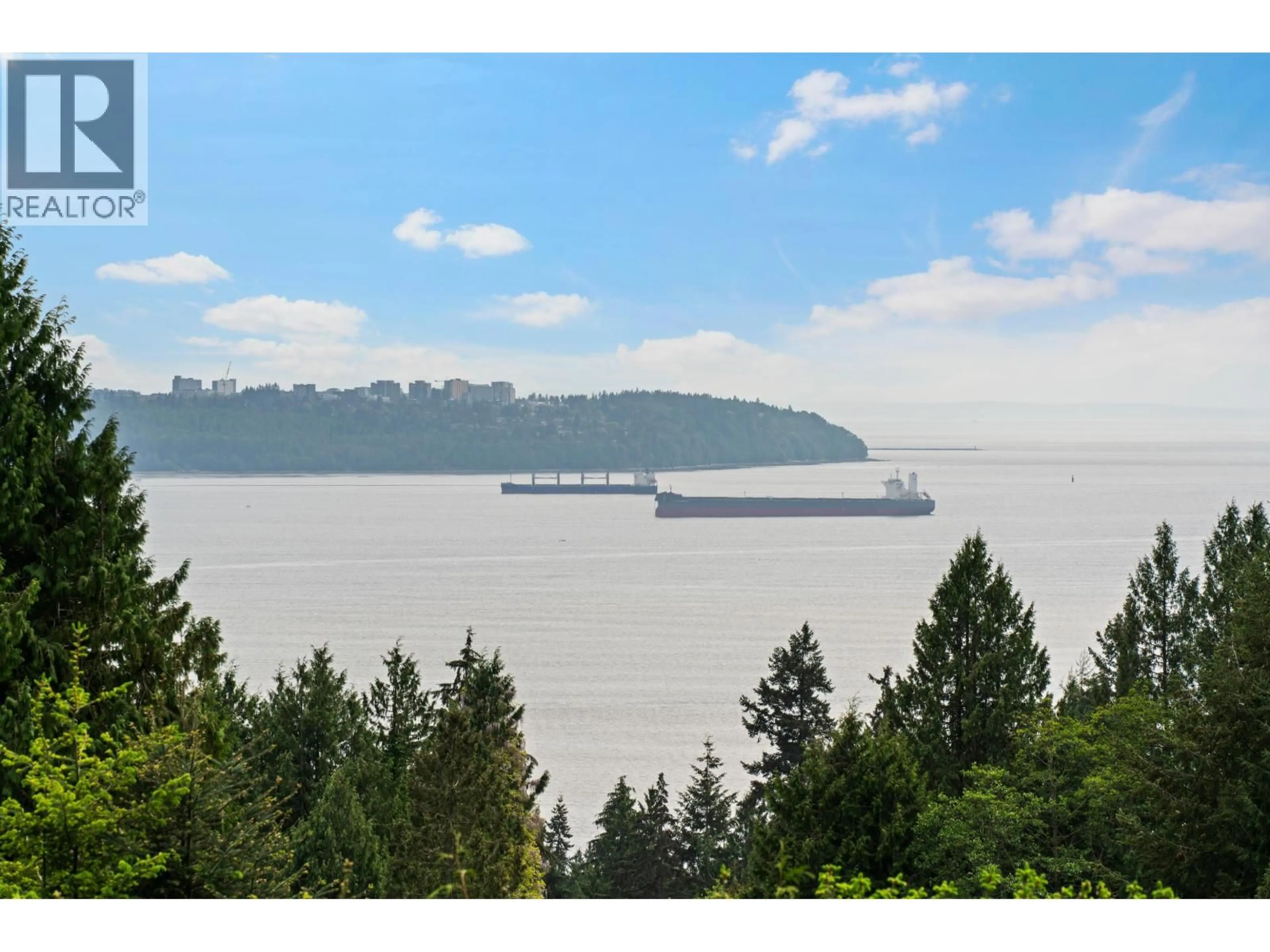 Blurry image for 2660 QUEENS AVENUE, West Vancouver British Columbia V7V2Z1
