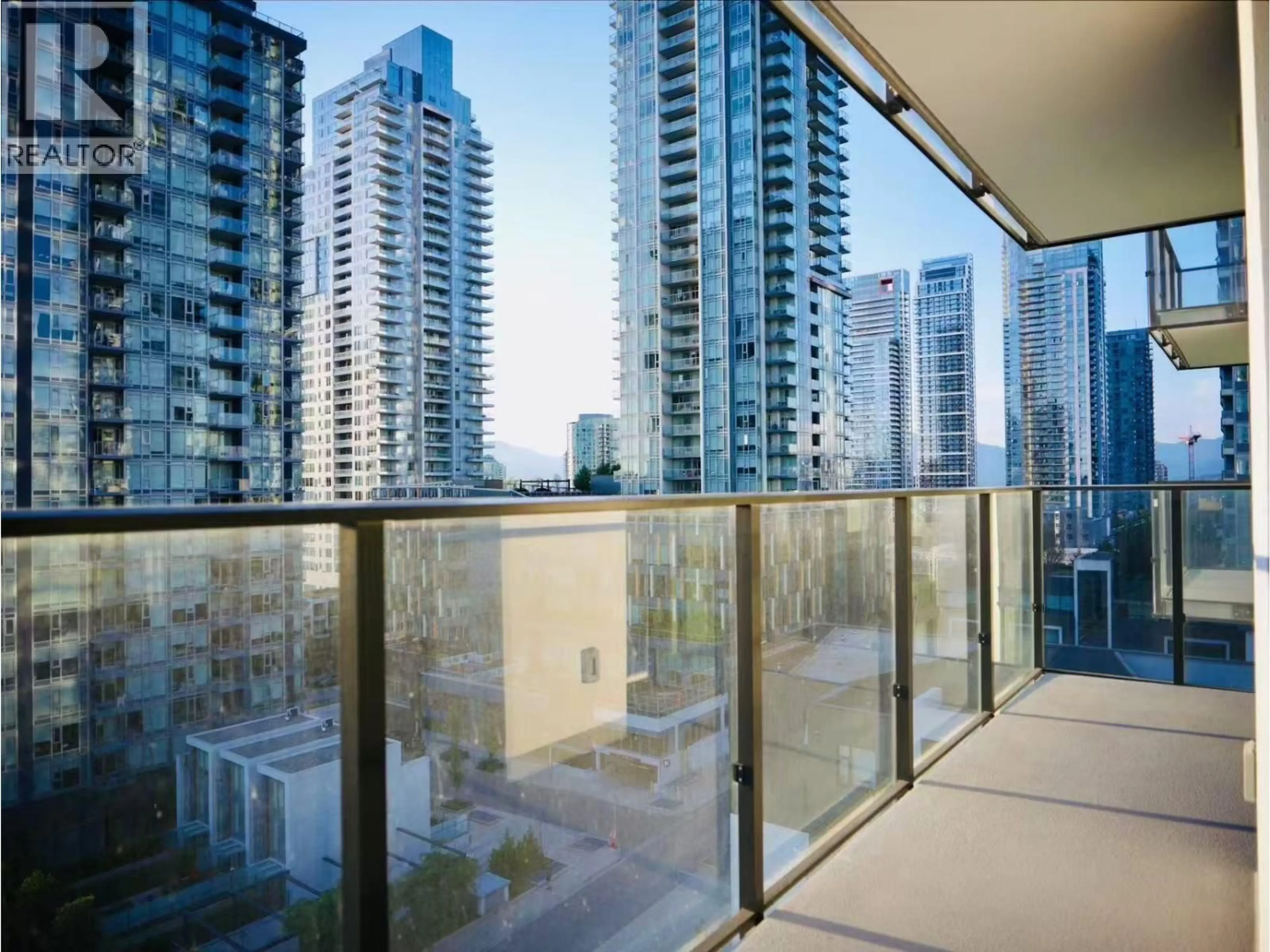 Balcony in the apartment, city buildings view from balcony for 908 - 6537 TELFORD AVENUE, Burnaby British Columbia V5H0K9