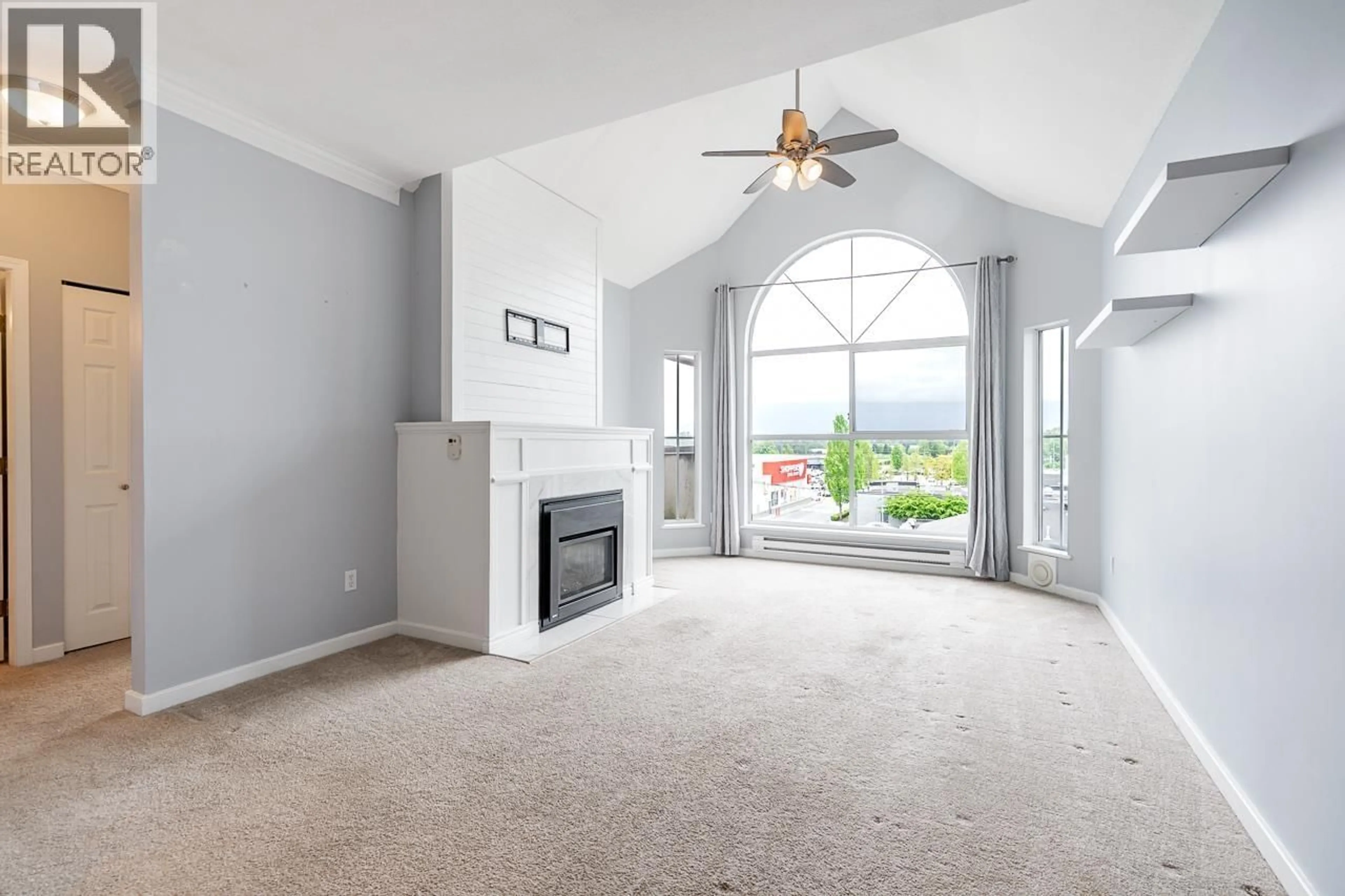 Living room with furniture, unknown for 402 - 12464 191B STREET, Pitt Meadows British Columbia V3Y2P6