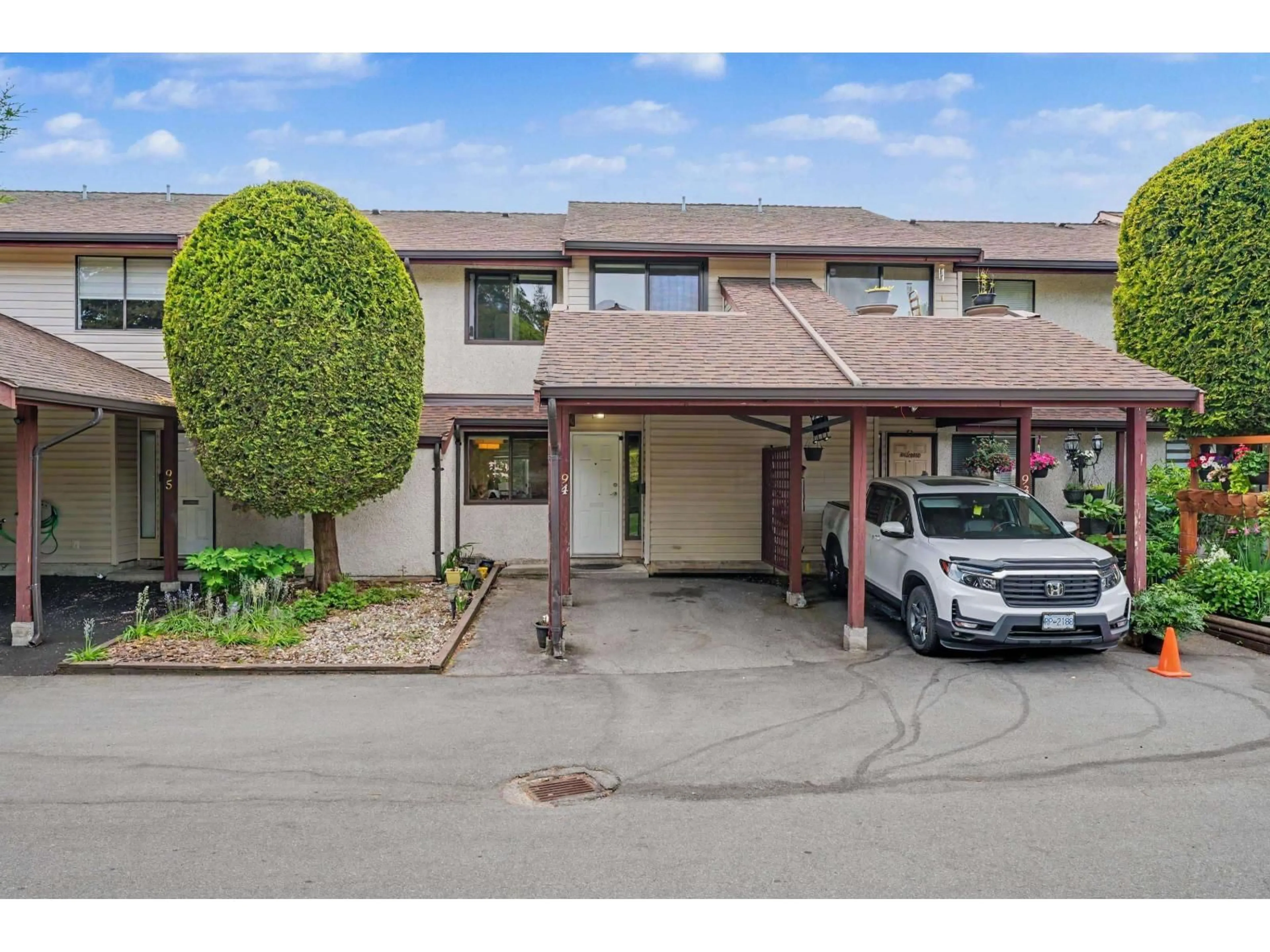 A pic from outside/outdoor area/front of a property/back of a property/a pic from drone, street for 94 - 13880 74 AVENUE, Surrey British Columbia V3W7E6