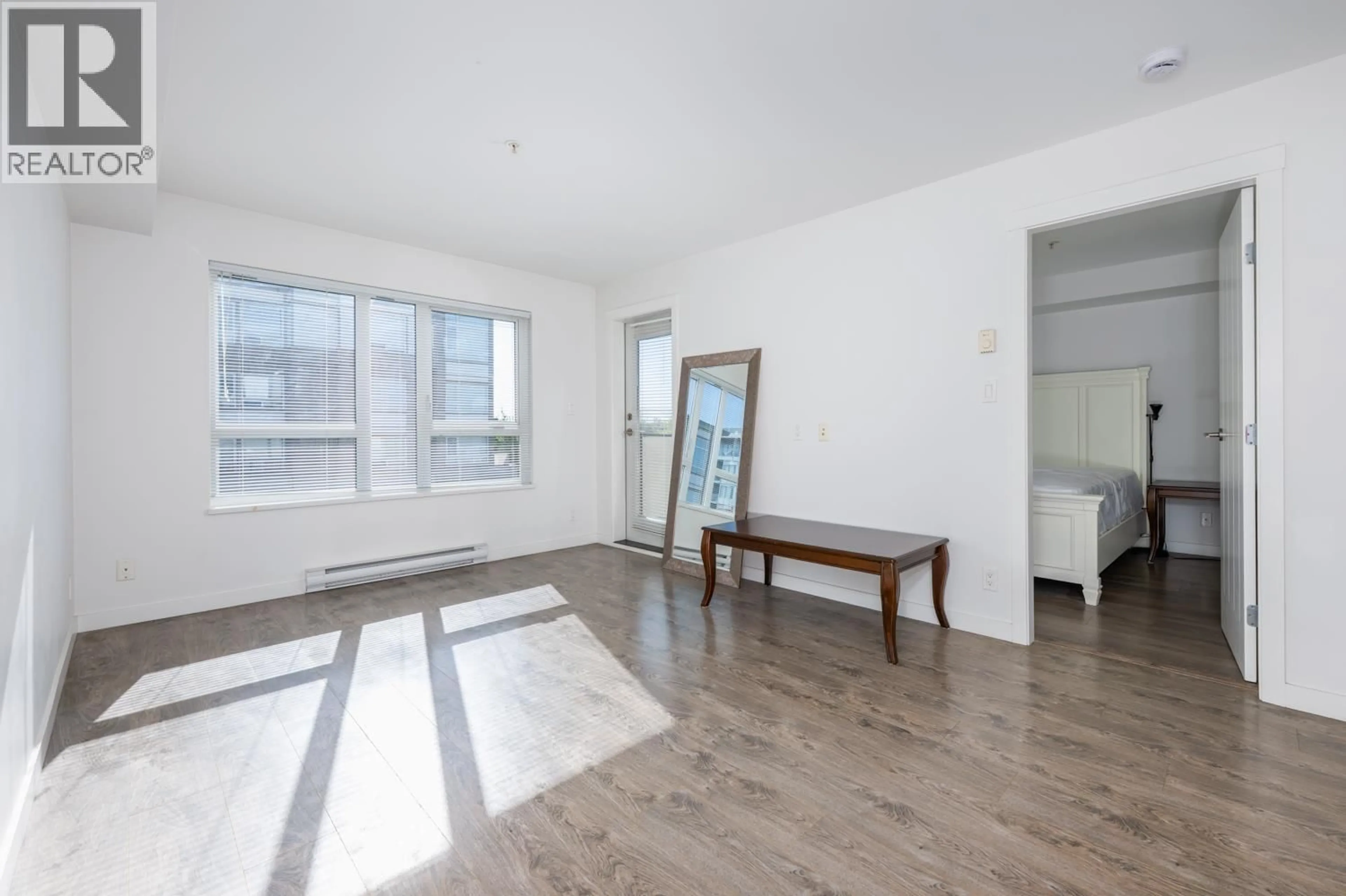 A pic of a room for 313 - 10880 NO. 5 ROAD, Richmond British Columbia V6W0B3