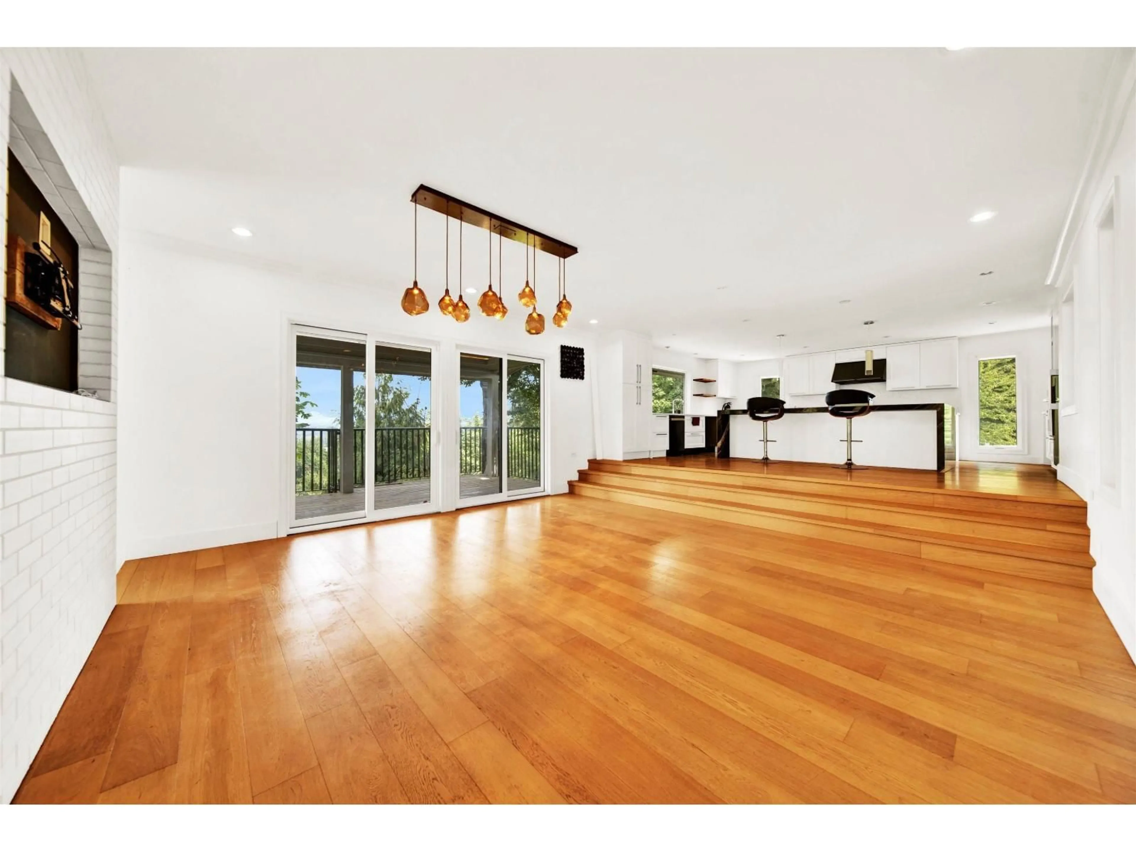 Indoor foyer for 29399 MARSH MCCORMICK ROAD, Abbotsford British Columbia V4X2B4