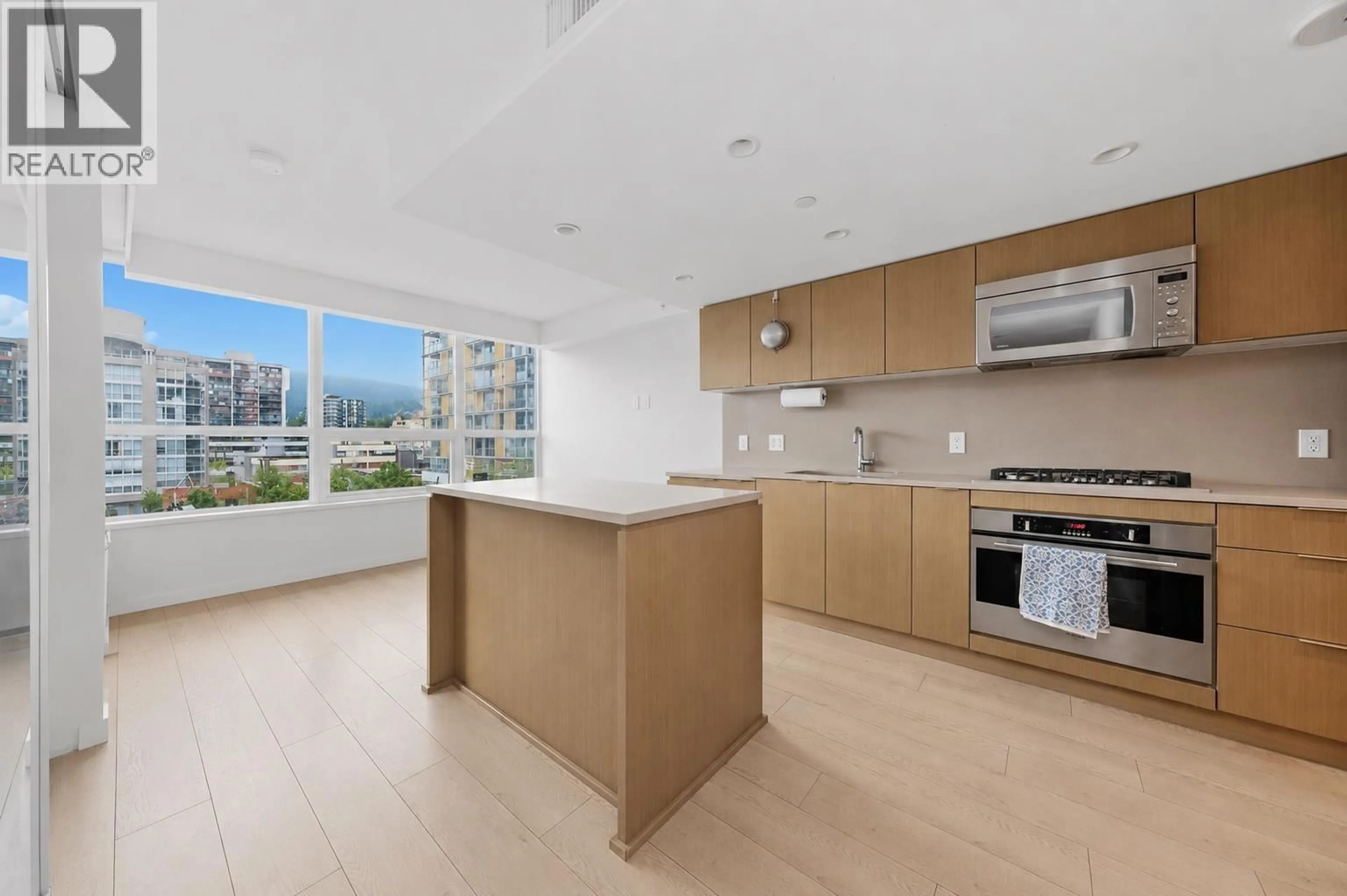 Open concept kitchen, unknown for 408 - 112 13TH STREET, North Vancouver British Columbia V7L0E4