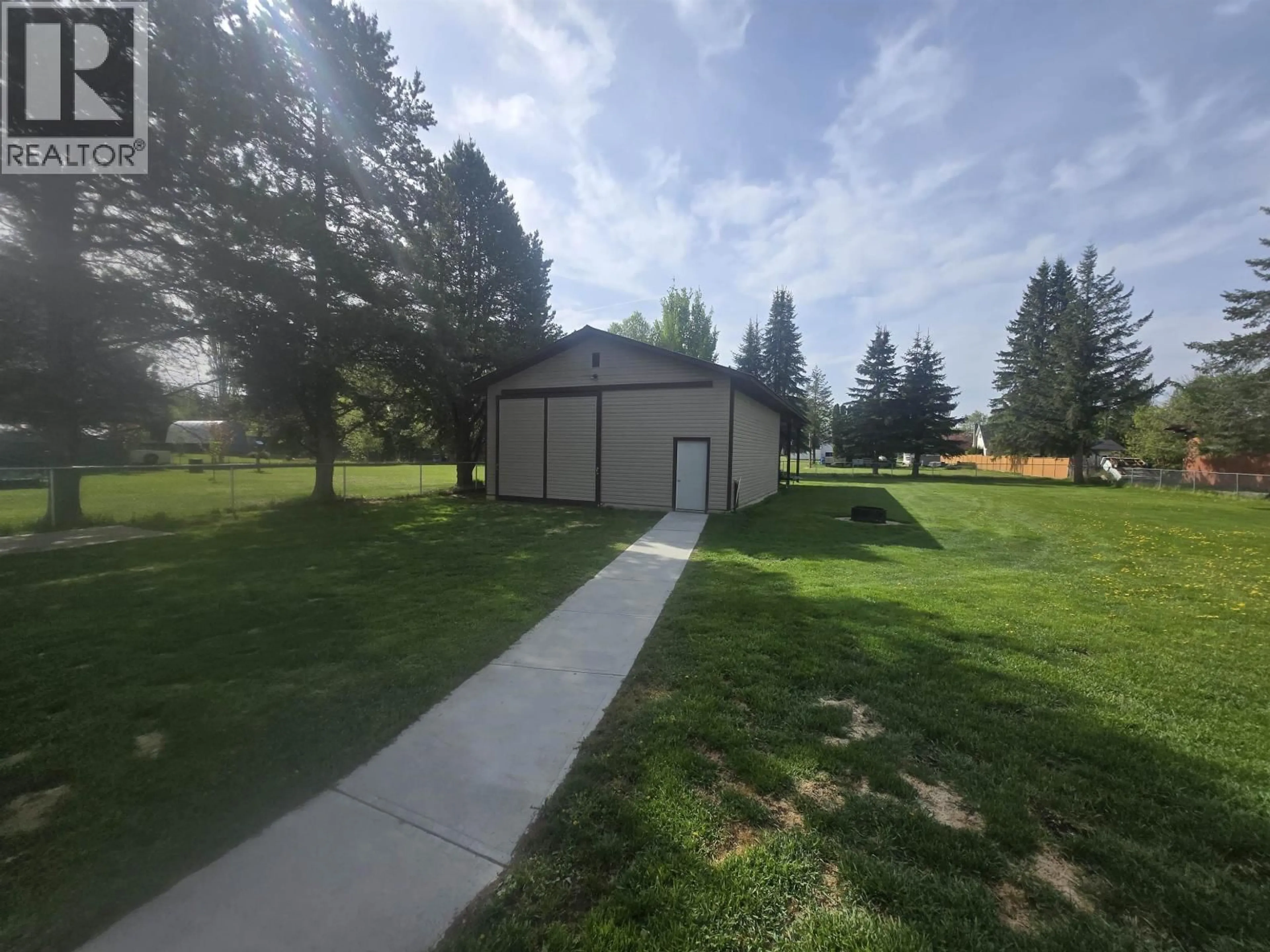 Shed for 1921 CYPRESS ROAD, Quesnel British Columbia V2J4B1