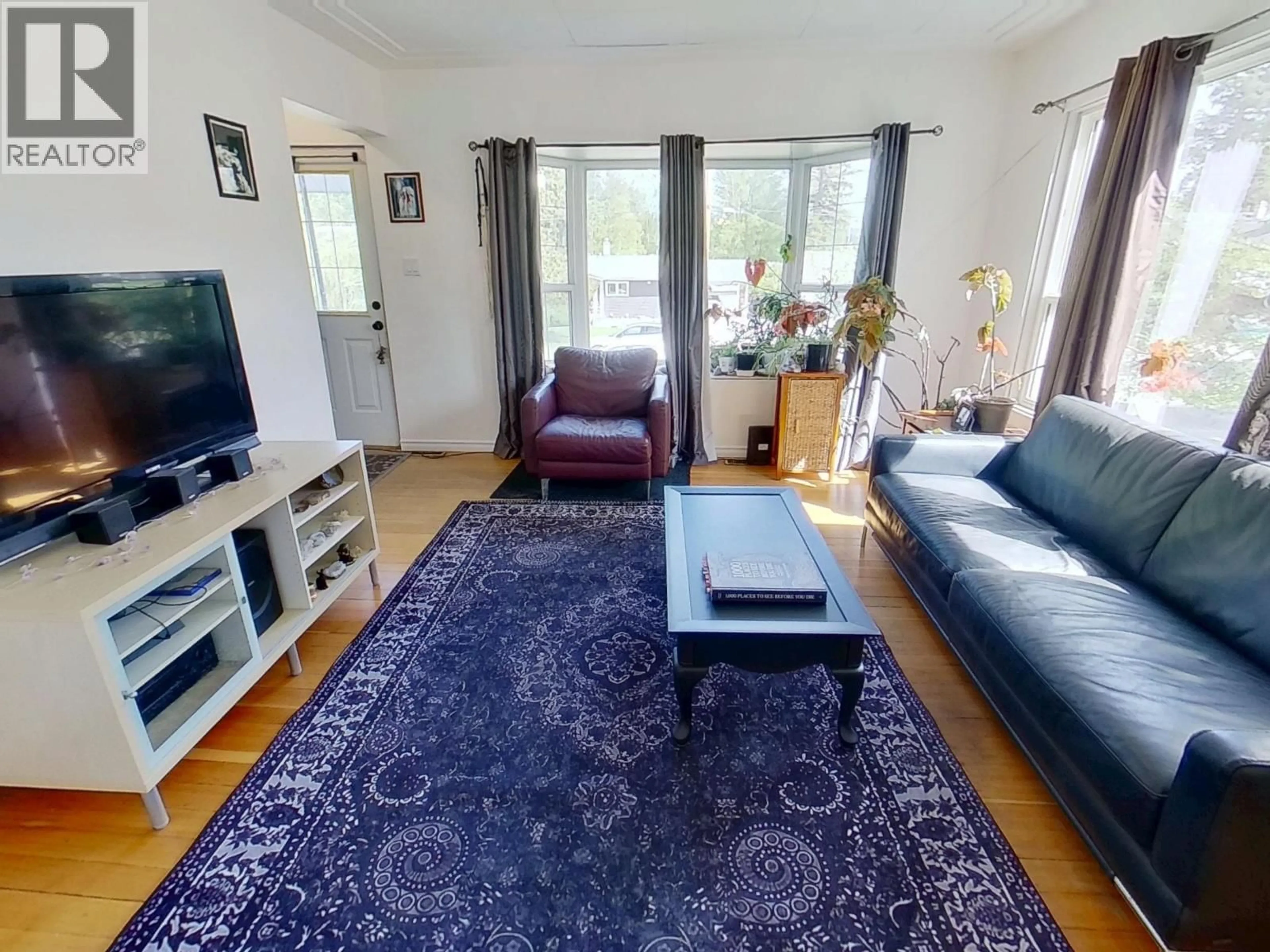 Living room with furniture, unknown for 785 REID STREET, Quesnel British Columbia V2J2N3
