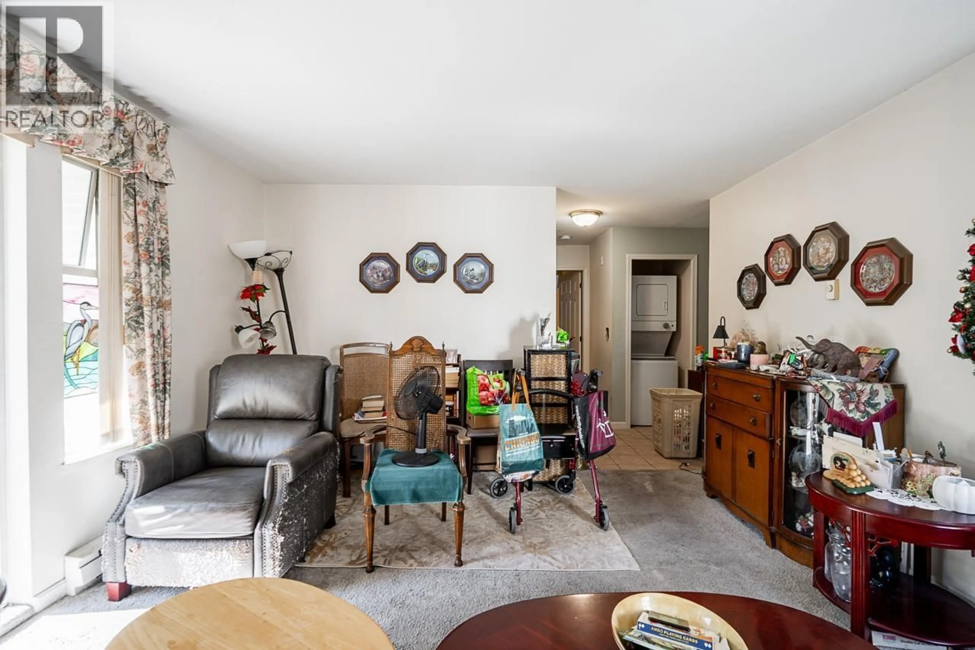 Living room with furniture, unknown for #212 - 4758 53 STREET, Delta British Columbia V4K2Z1