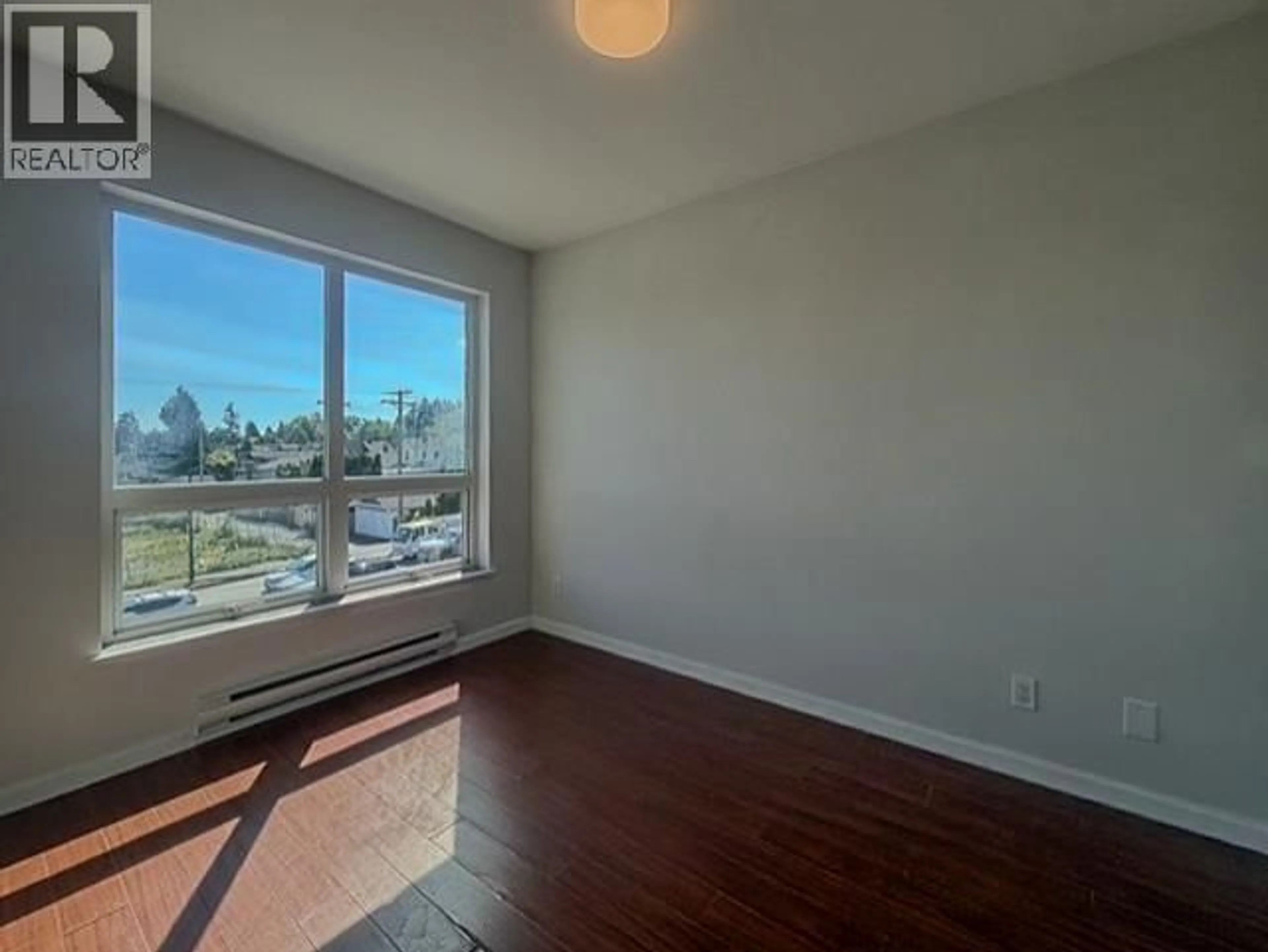 A pic of a room for 203 - 2817 CLARK DRIVE, Vancouver British Columbia V5N3H7
