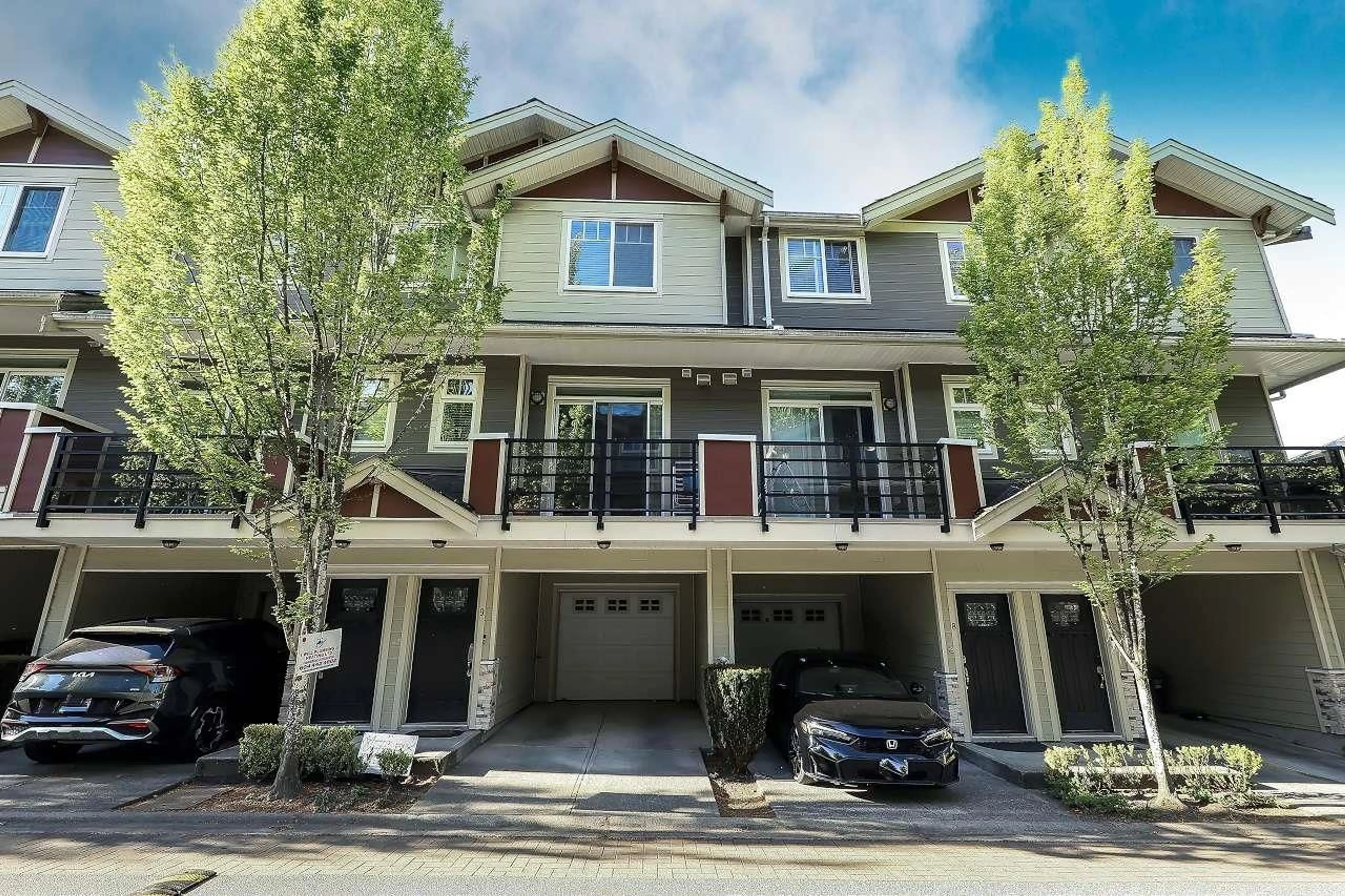 Unknown for 9 - 6383 140 STREET, Surrey British Columbia V3W0E9