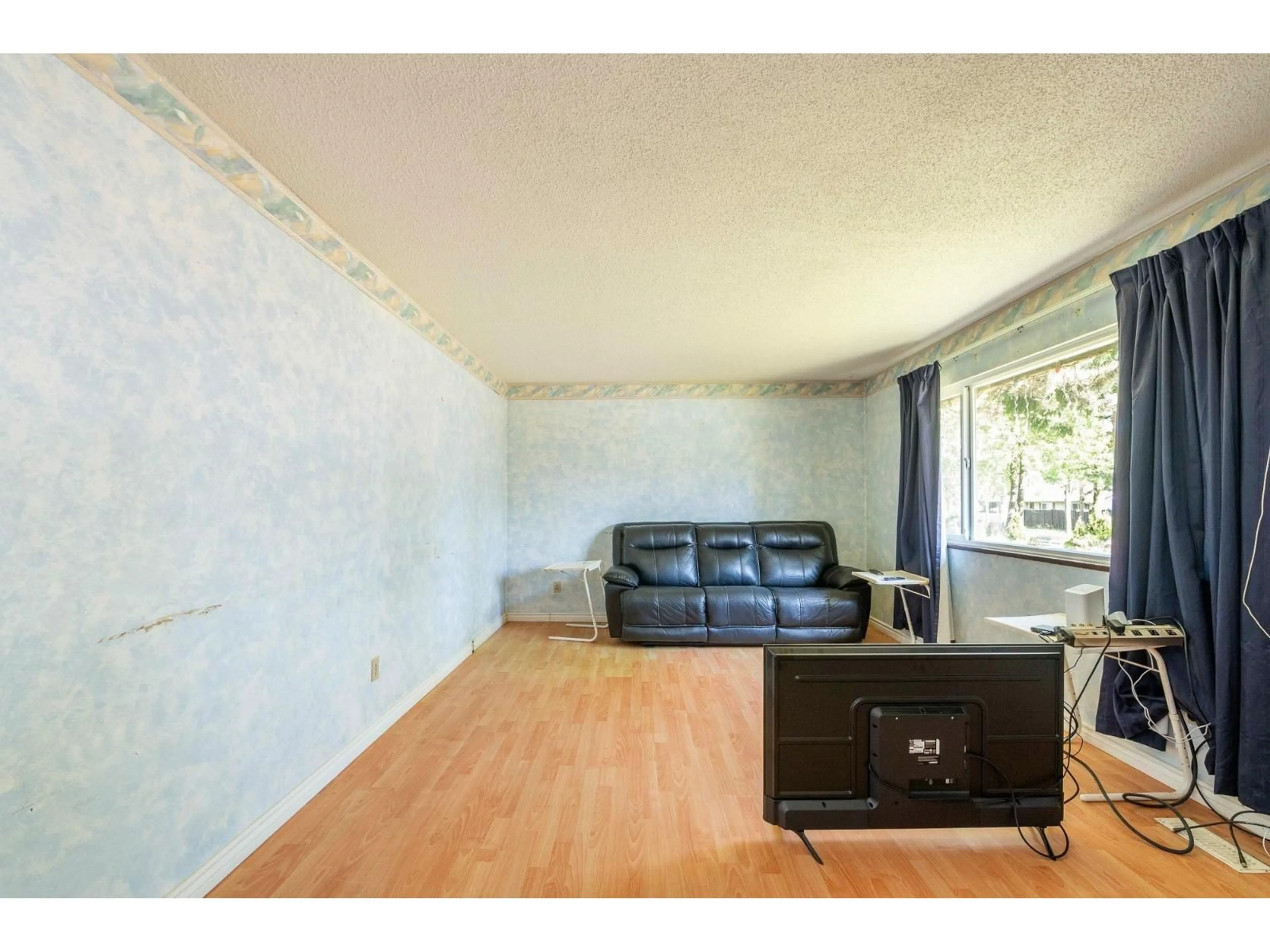 A pic of a room for 13077 72 AVENUE, Surrey British Columbia V3W2N3