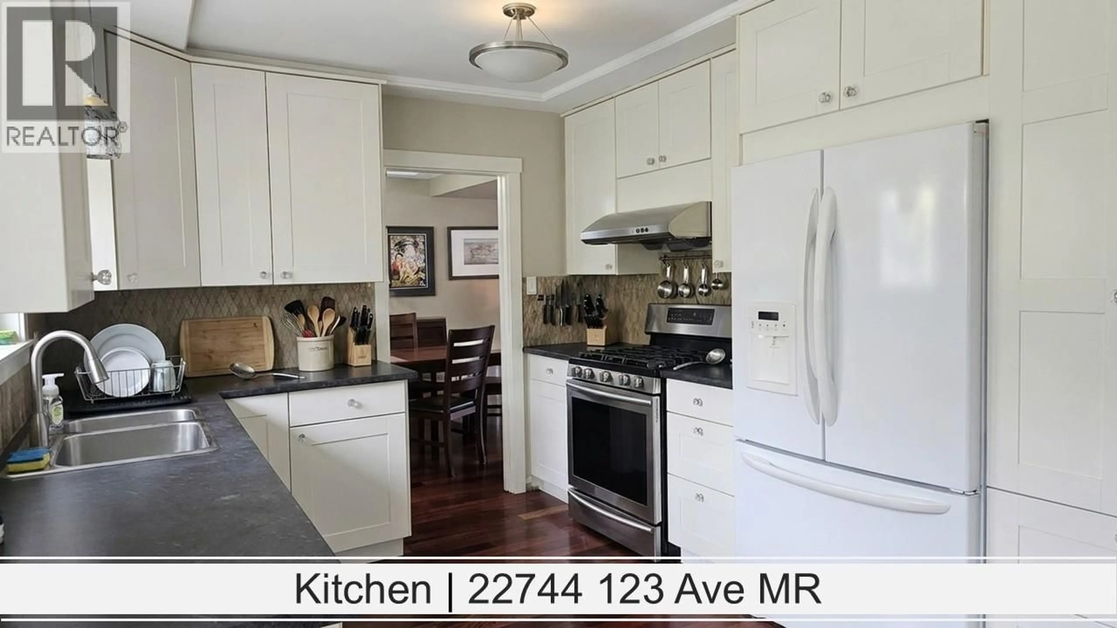 Open concept kitchen, ceramic/tile floor for 22744 123RD AVENUE, Maple Ridge British Columbia V2X4E6