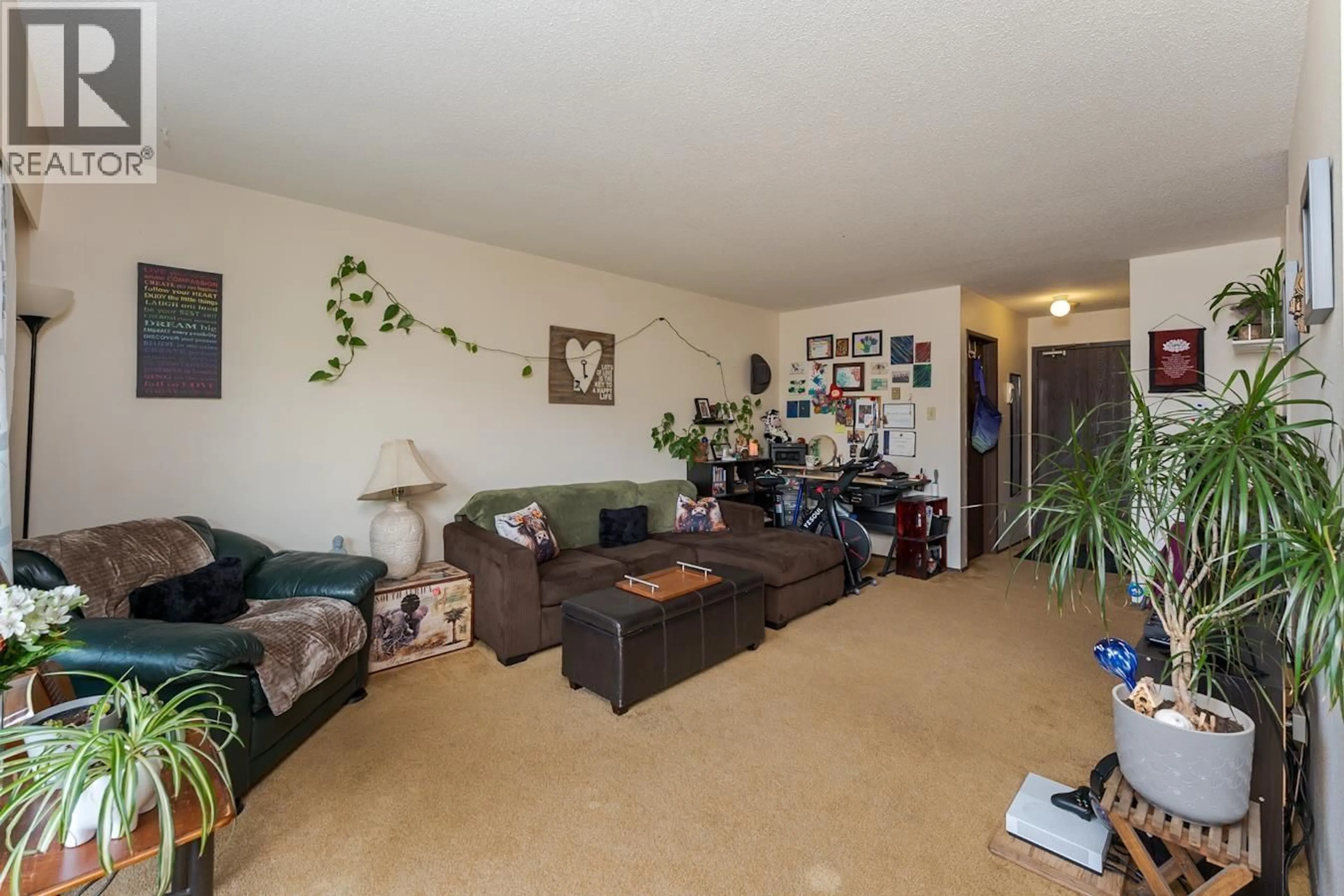 Living room with furniture, unknown for 310 - 2217 REGENTS CRESCENT, Prince George British Columbia V2L1E9