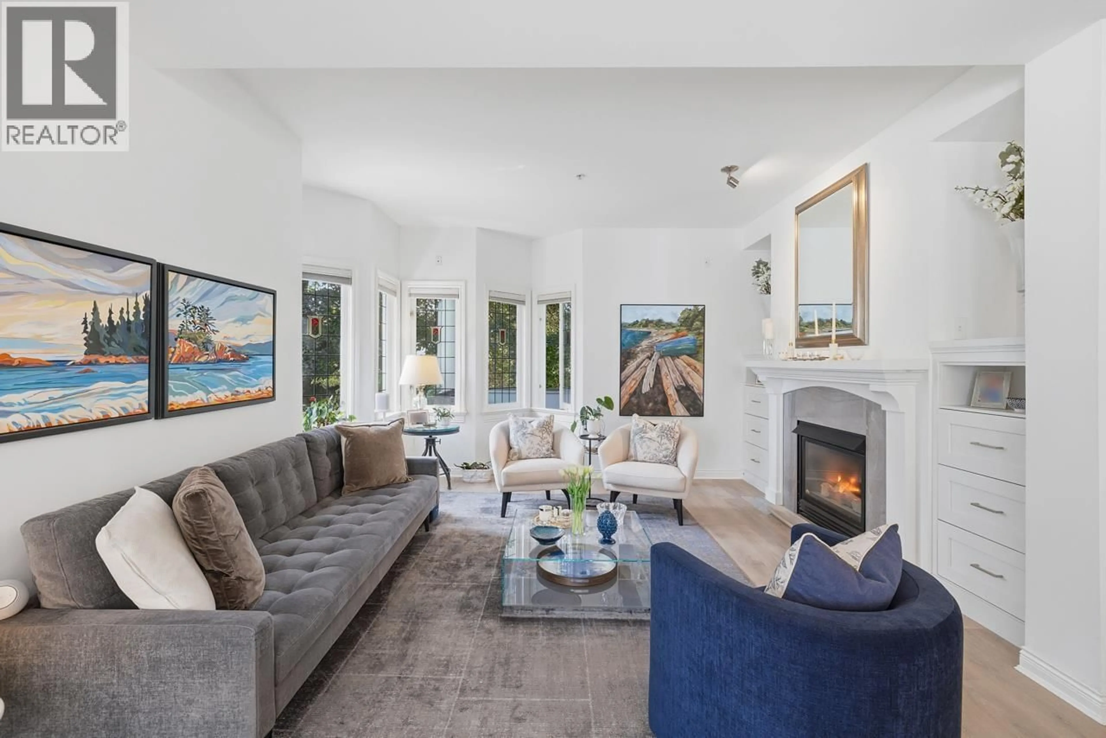 Living room with furniture, unknown for 5338 LARCH STREET, Vancouver British Columbia V6M4C8