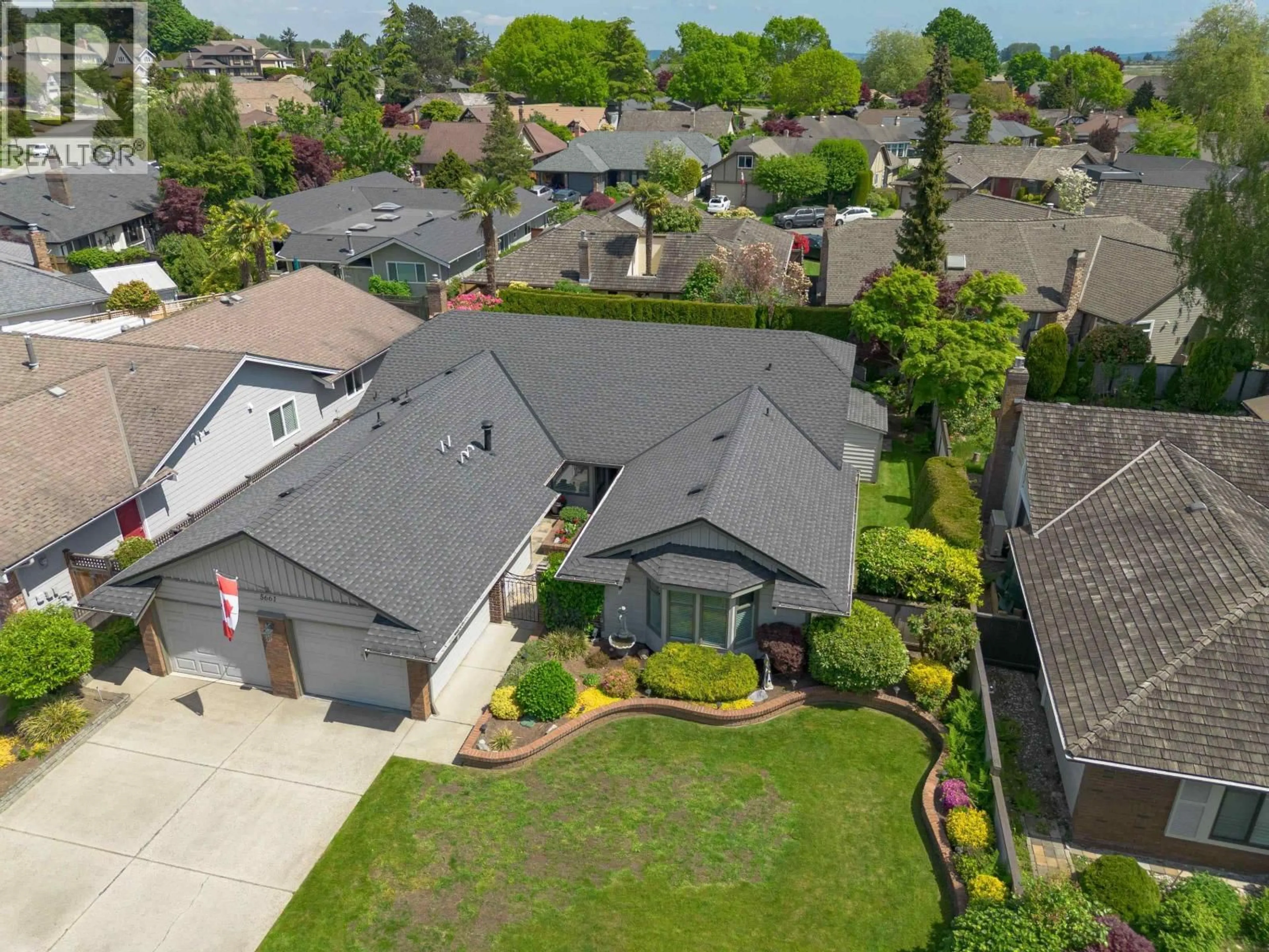 A pic from outside/outdoor area/front of a property/back of a property/a pic from drone, street for 5661 GOLDENROD CRESCENT, Delta British Columbia V4L2H9