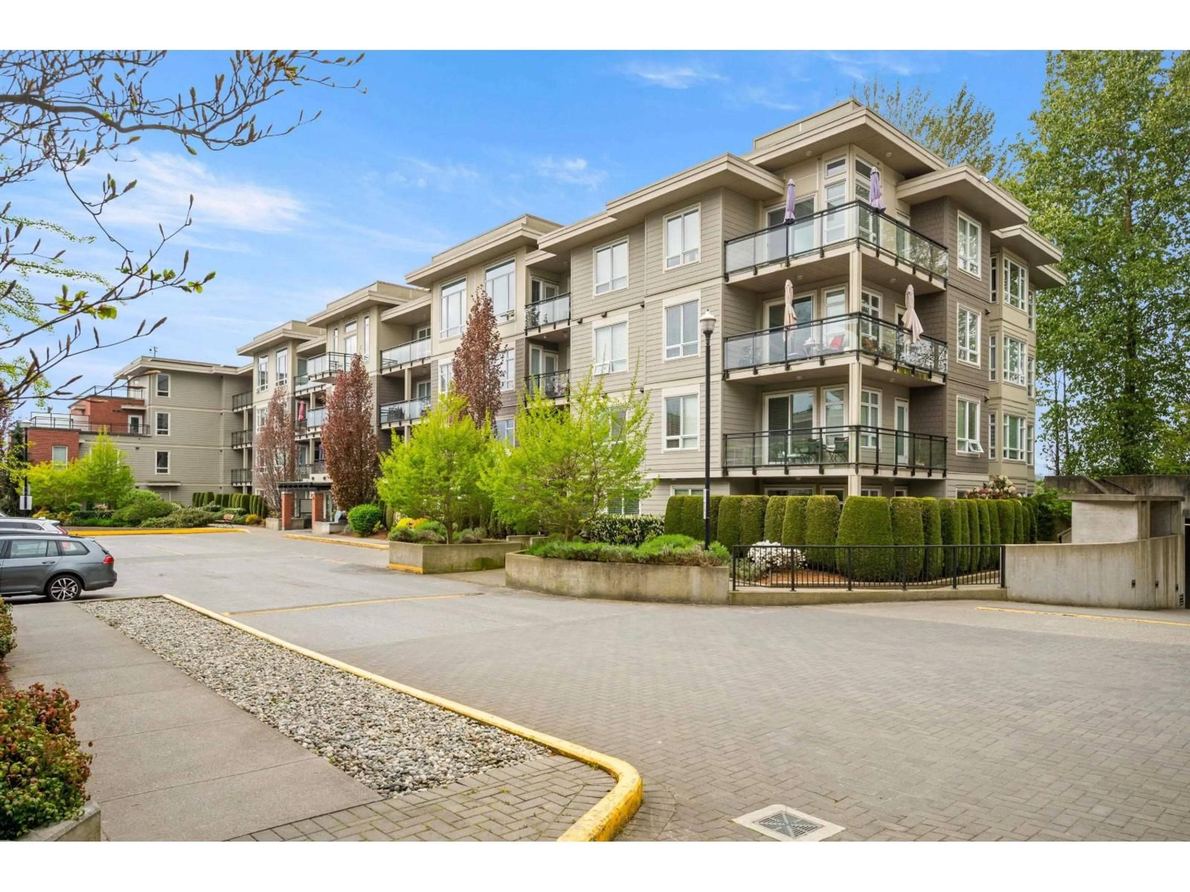 Patio, unknown for A409 - 20211 66 AVENUE, Langley British Columbia V2Y0L4