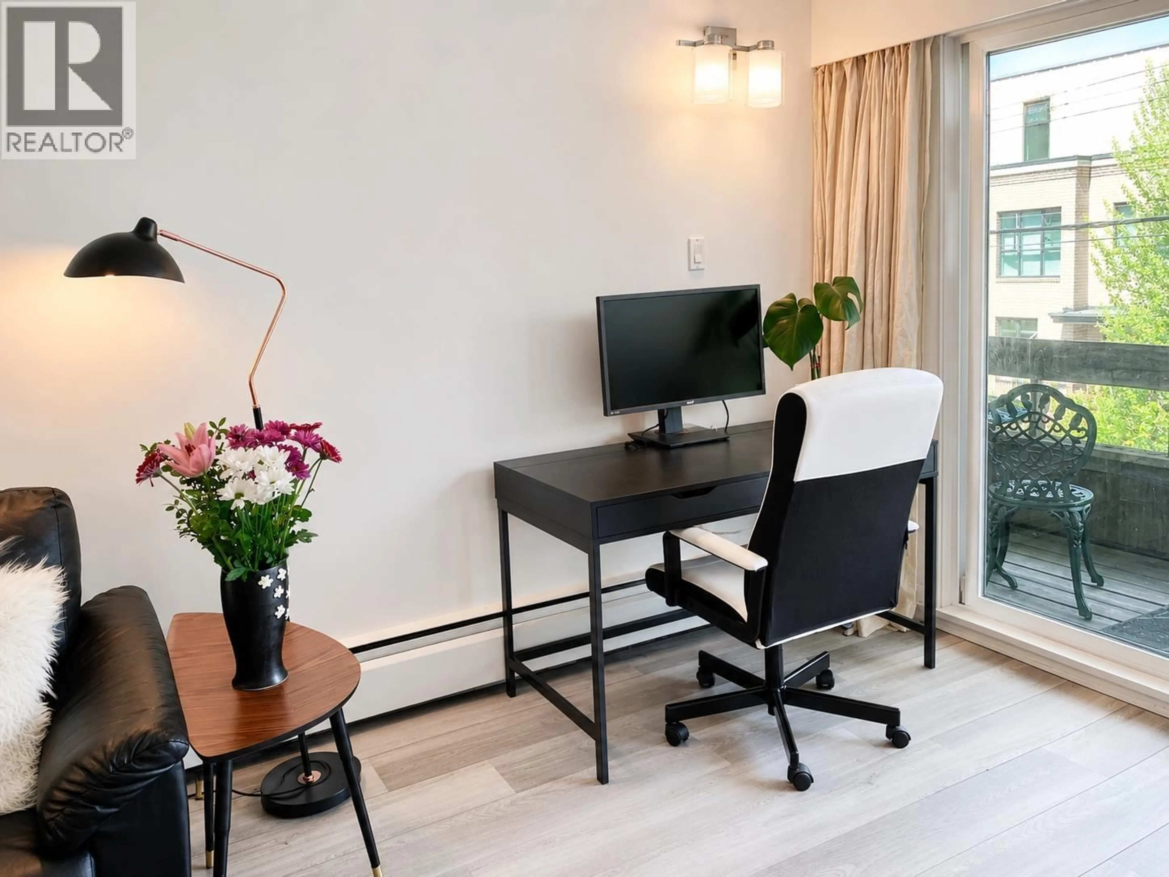 A pic of a room for 313 - 2025 2ND AVENUE, Vancouver British Columbia V6J1J6