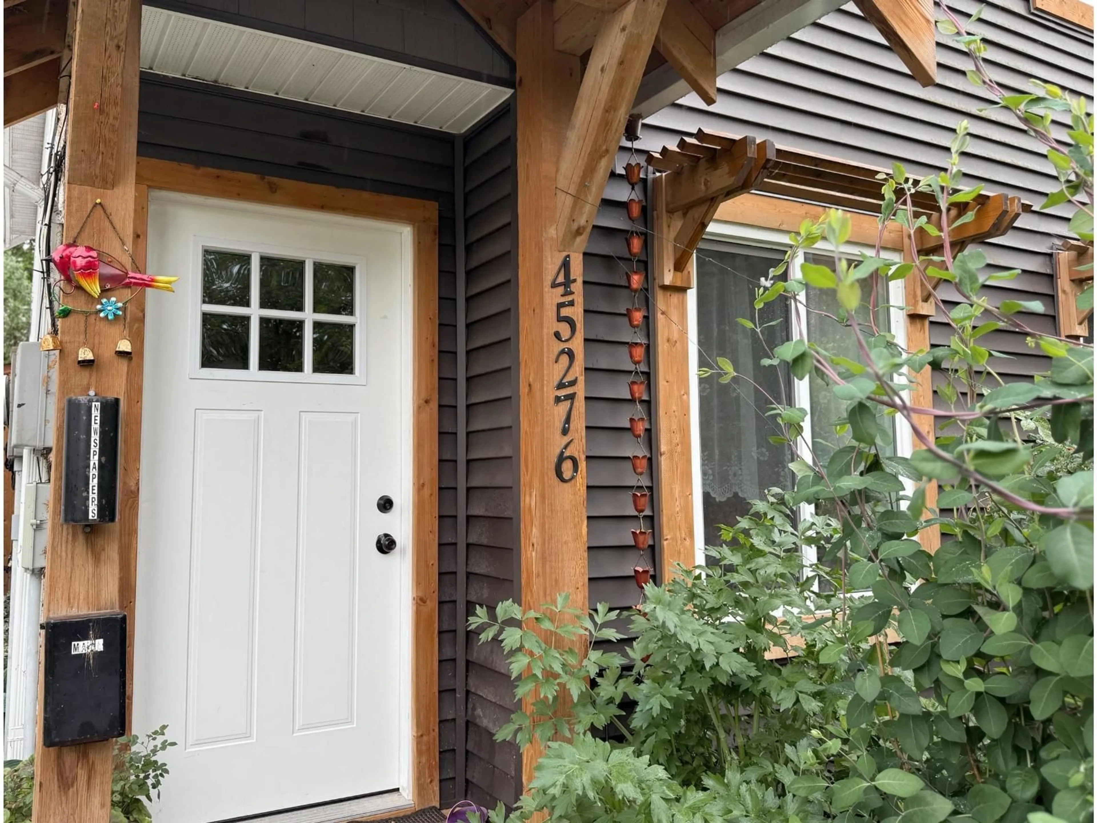 Indoor entryway for 45276 CREEKSIDE DRIVE, Chilliwack British Columbia V2P7K6