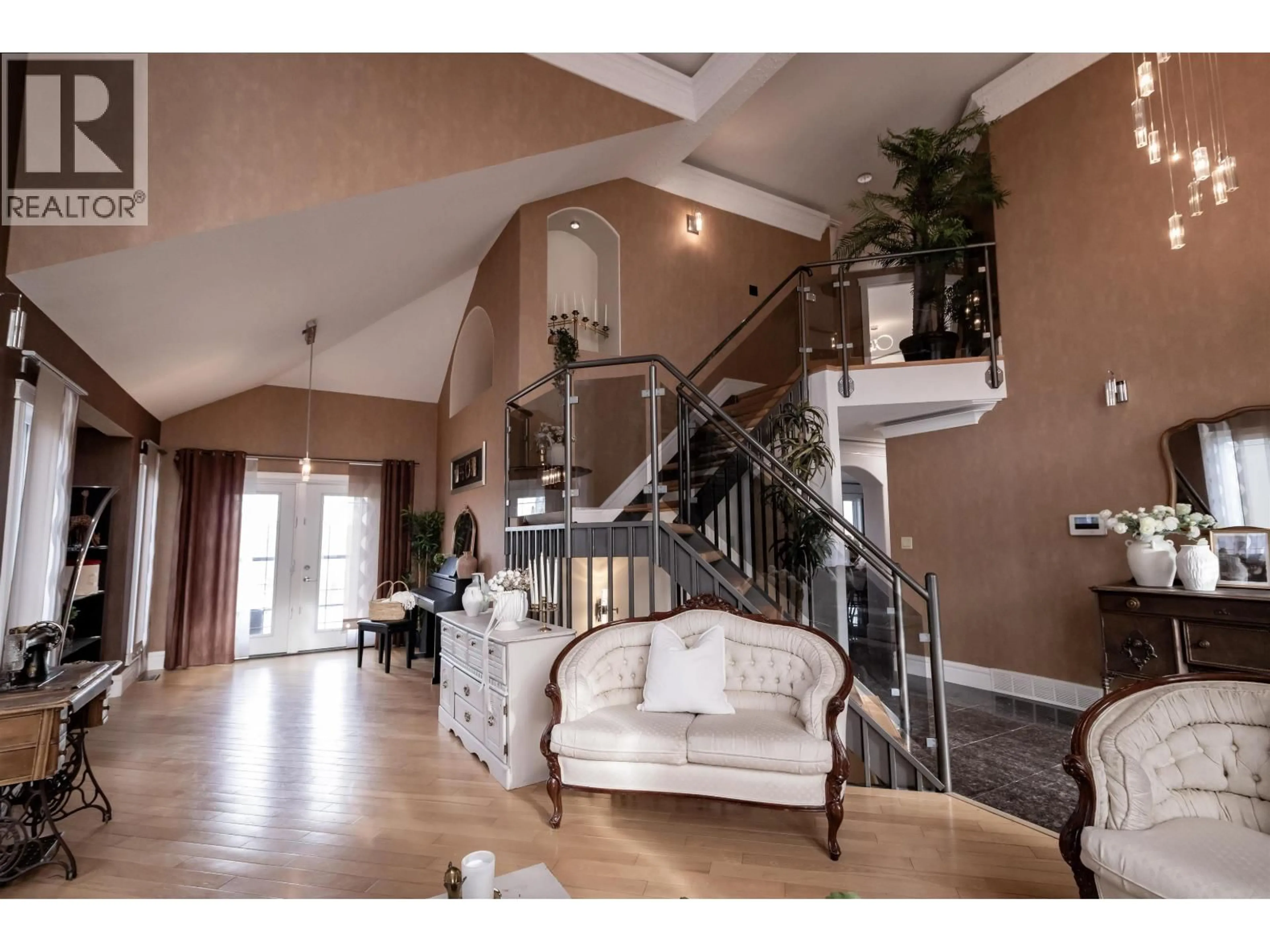 Indoor foyer for 12854 BENS ROAD, Charlie Lake British Columbia V0C1H0