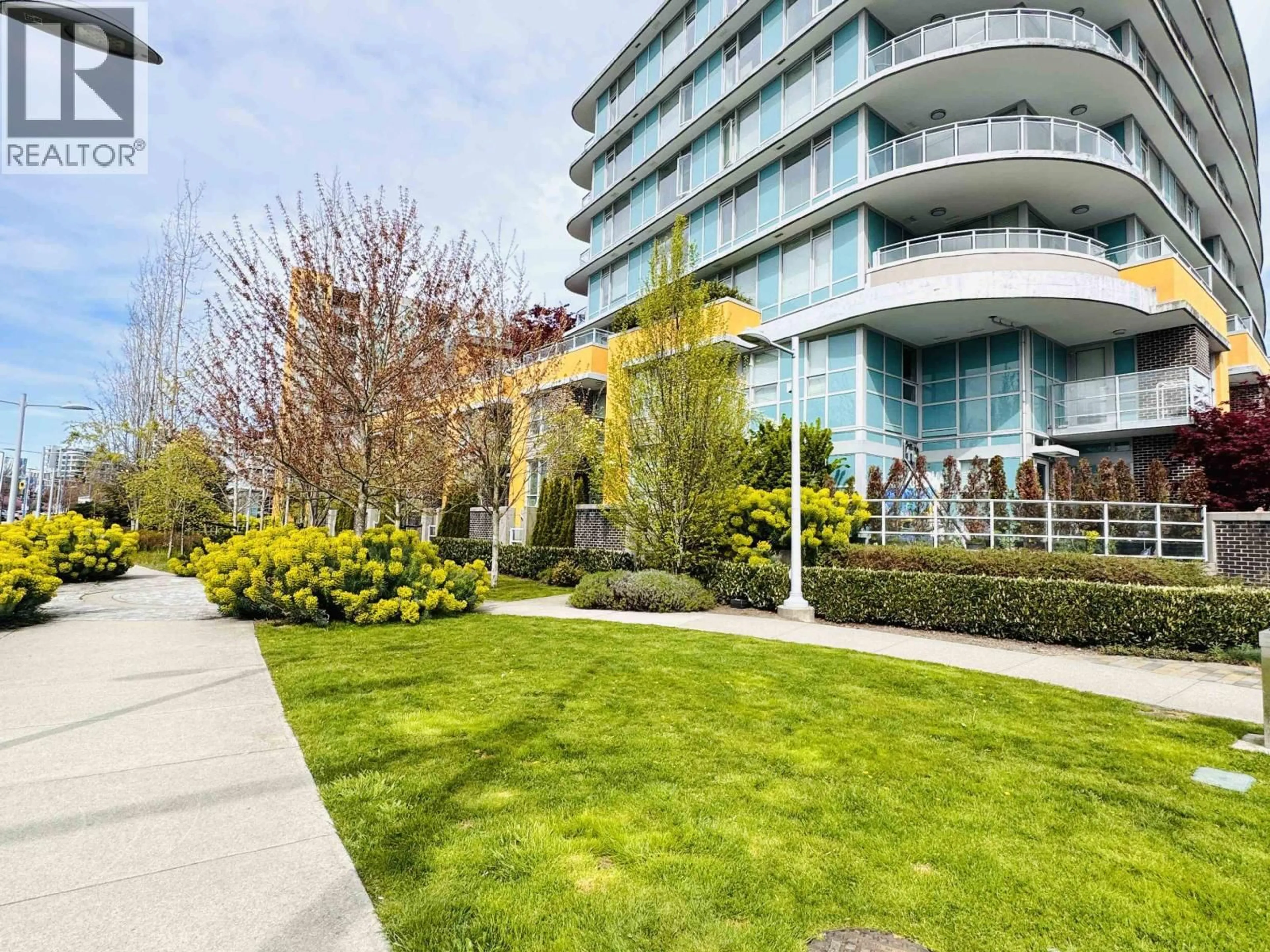 Patio, unknown for 603 - 5619 CEDARBRIDGE WAY, Richmond British Columbia V6X0P8