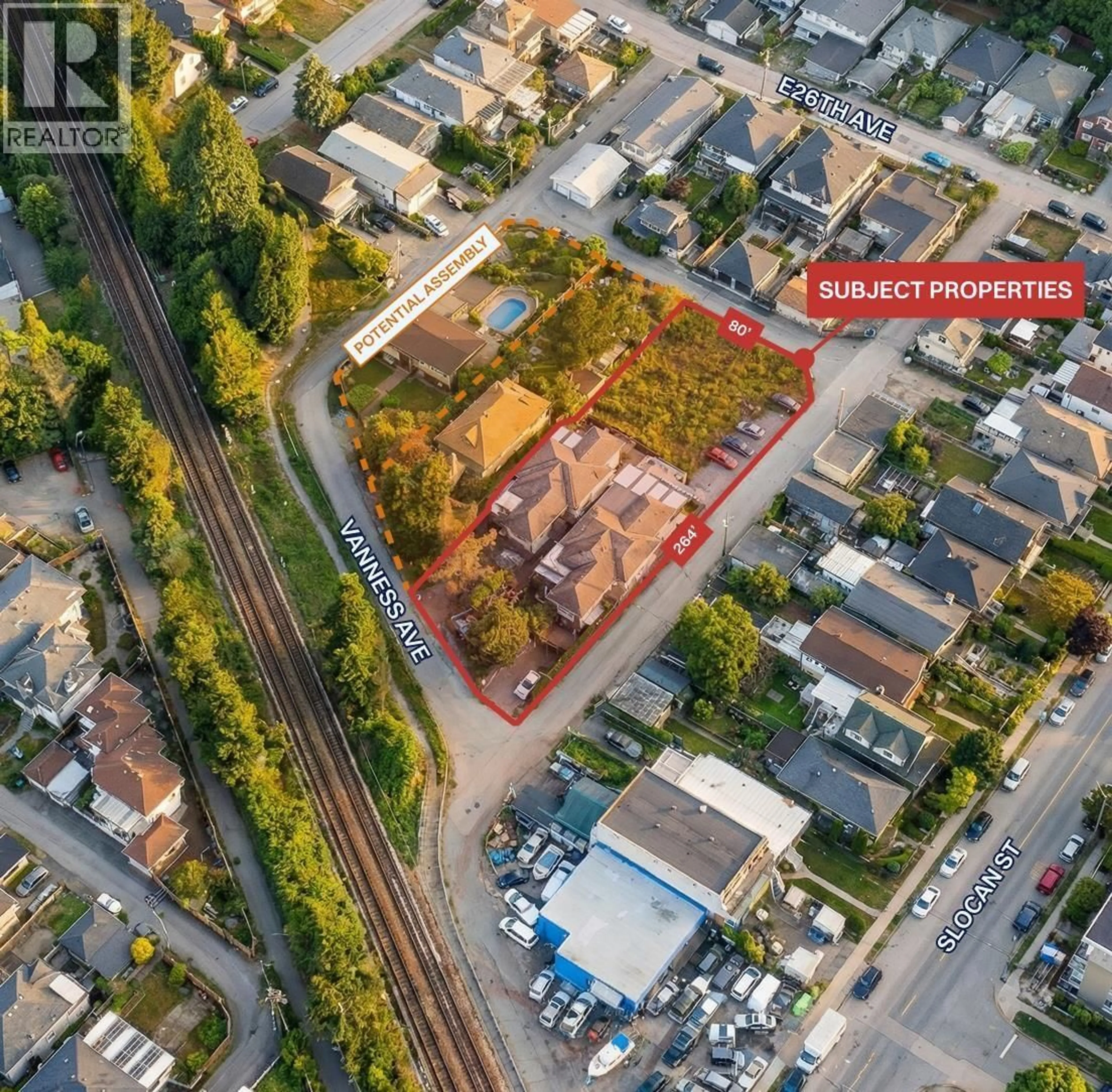 A pic from outside/outdoor area/front of a property/back of a property/a pic from drone, street for 2675 VANNESS AVENUE, Vancouver British Columbia V5R2R3