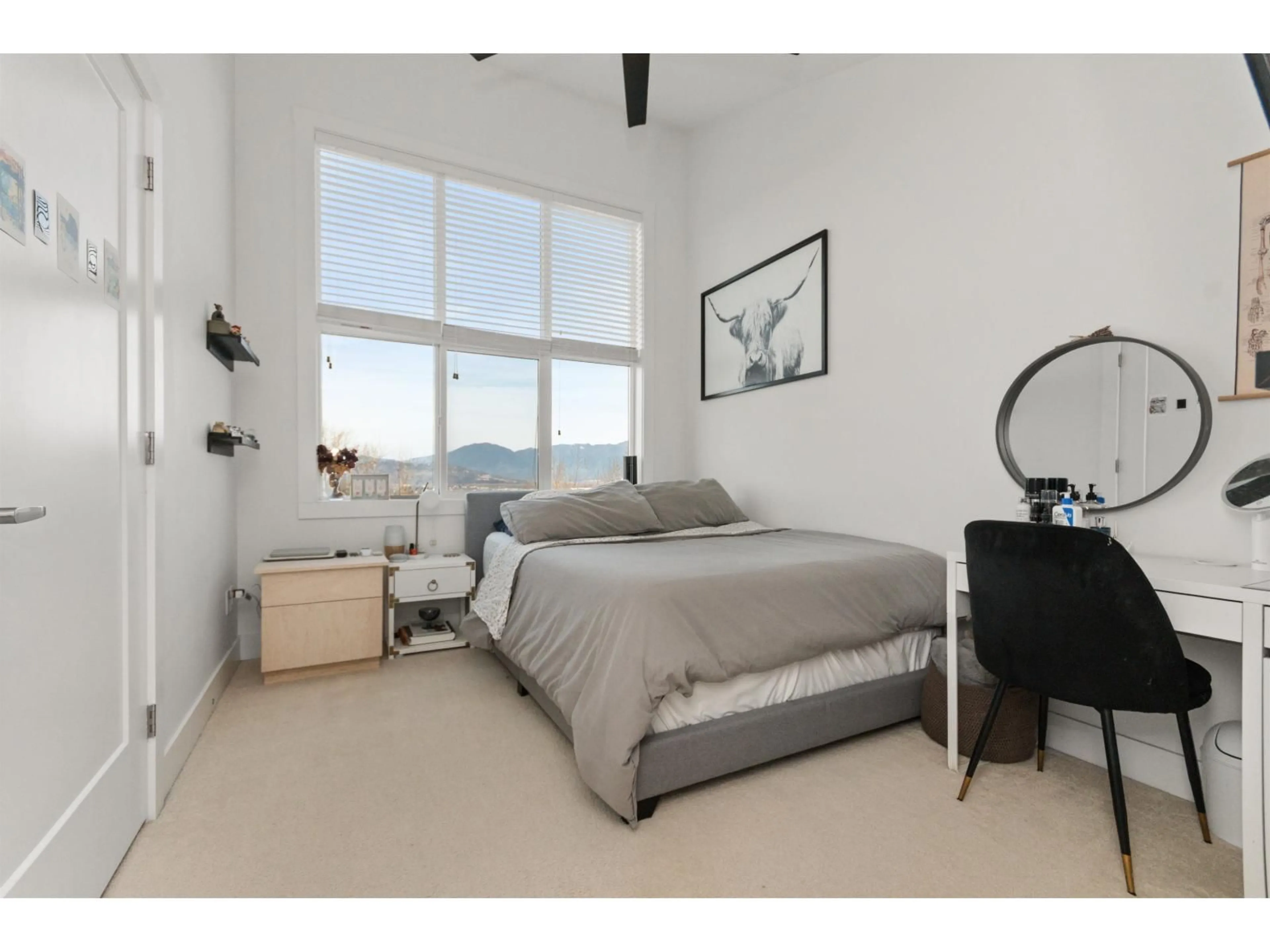 Bedroom with bed, unknown for 1 - 6262 REXFORD DRIVE, Chilliwack British Columbia V2R6B4