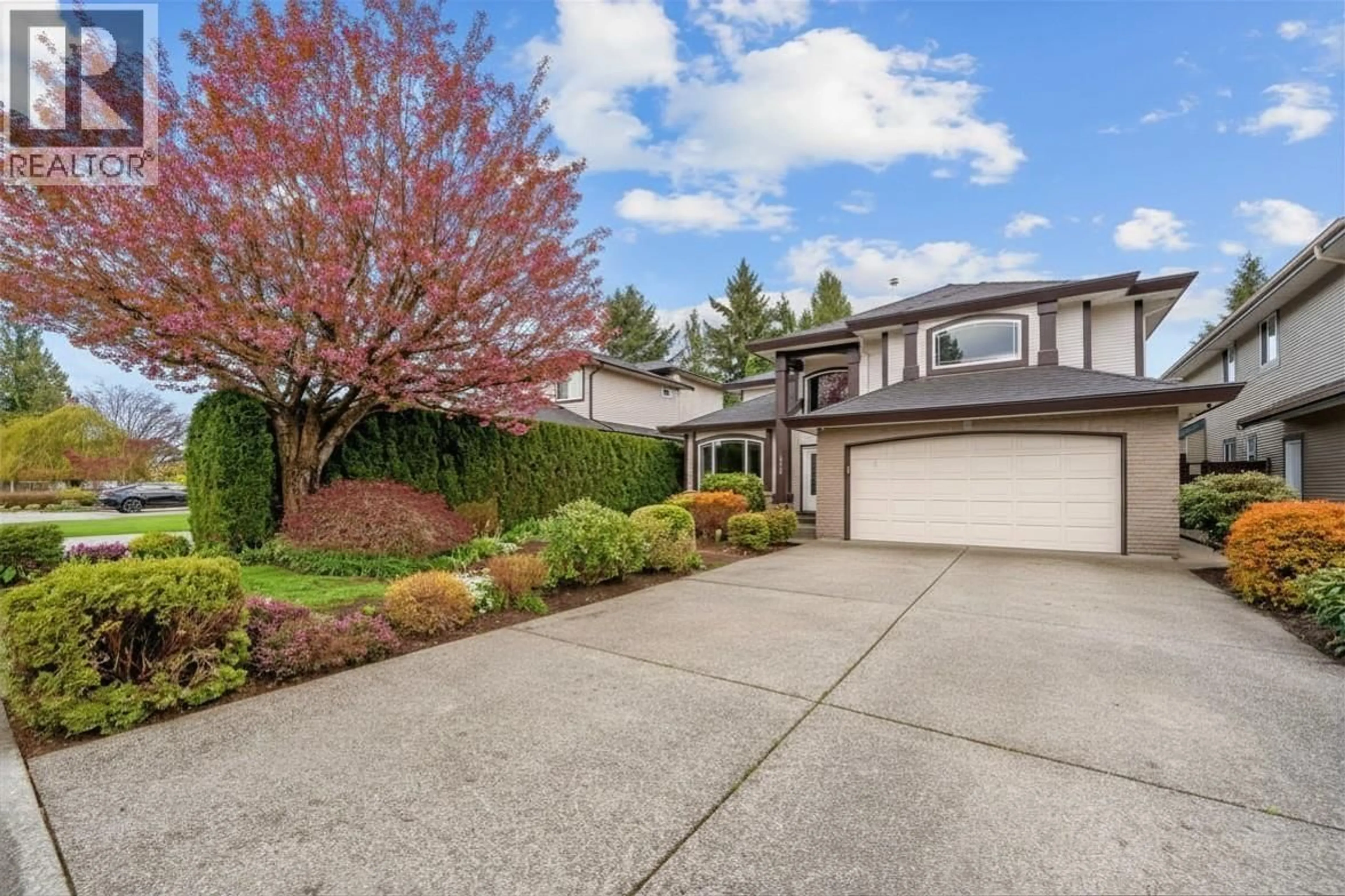 Home with vinyl exterior material, street for 19386 123 AVENUE, Pitt Meadows British Columbia V3Y2K3