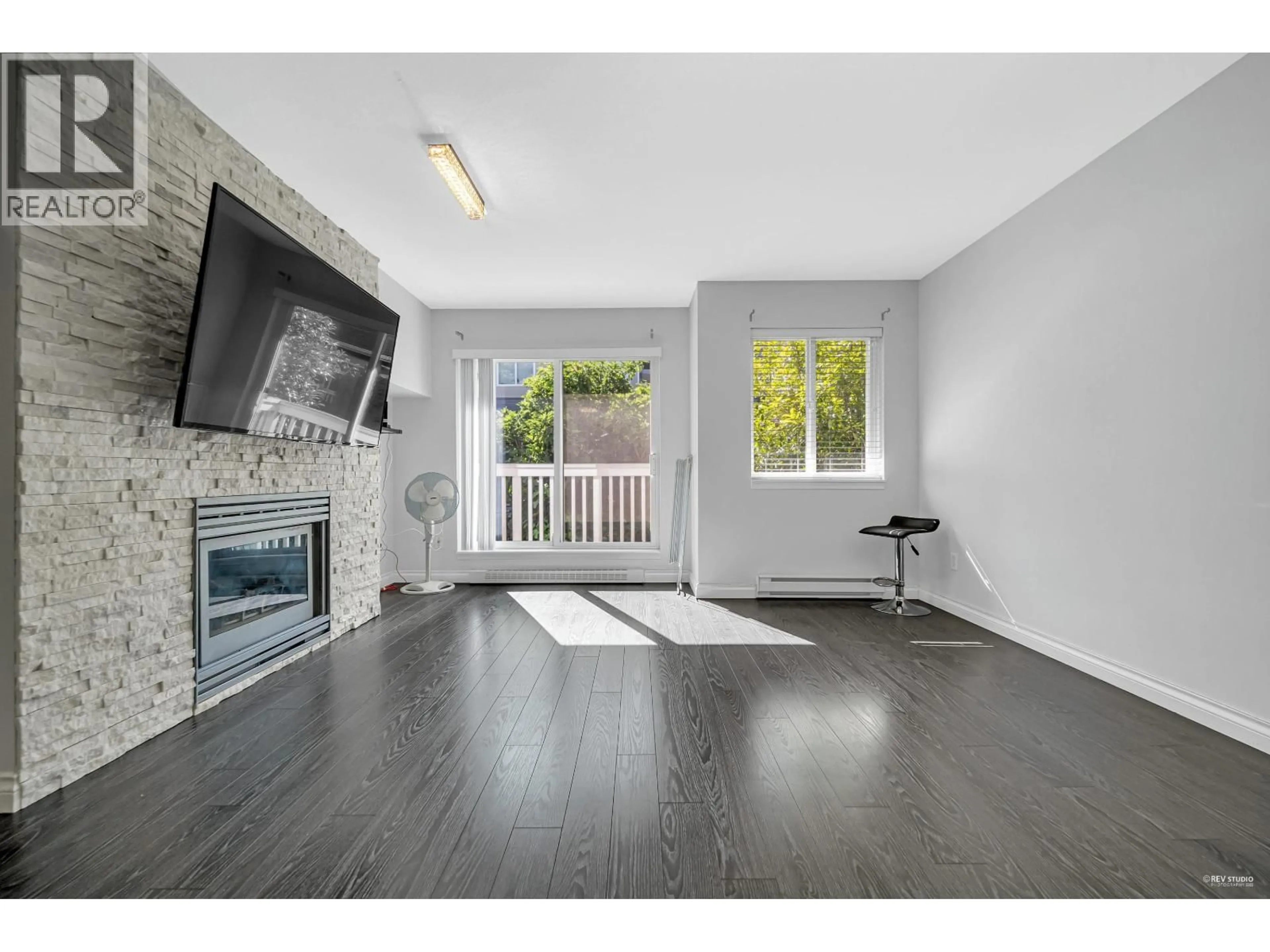 Unknown for 79 - 7831 GARDEN CITY ROAD, Richmond British Columbia V6Y4A3