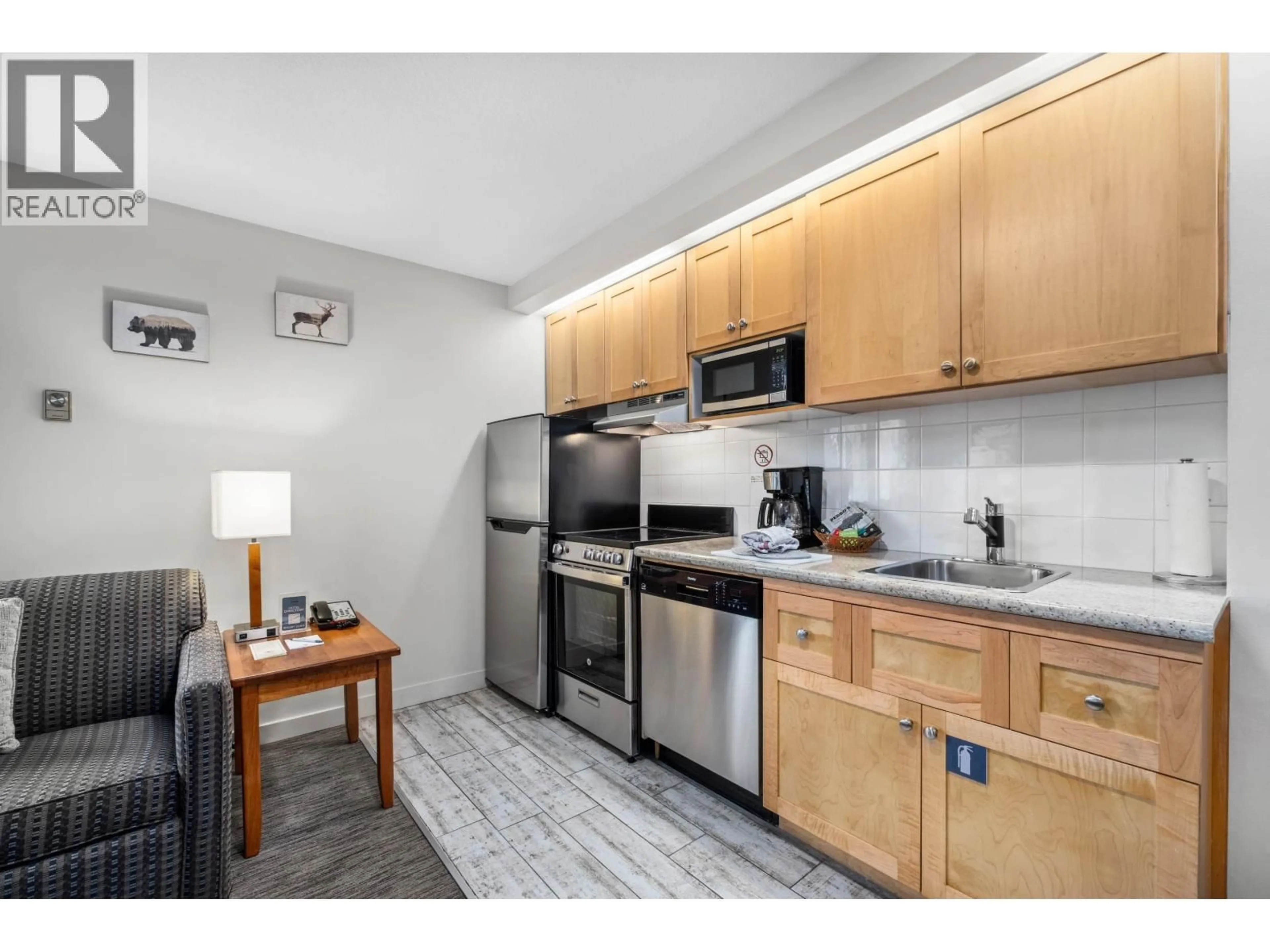 Standard kitchen, unknown for 202 - 4420 SUNDIAL PLACE, Whistler British Columbia V8E1G6
