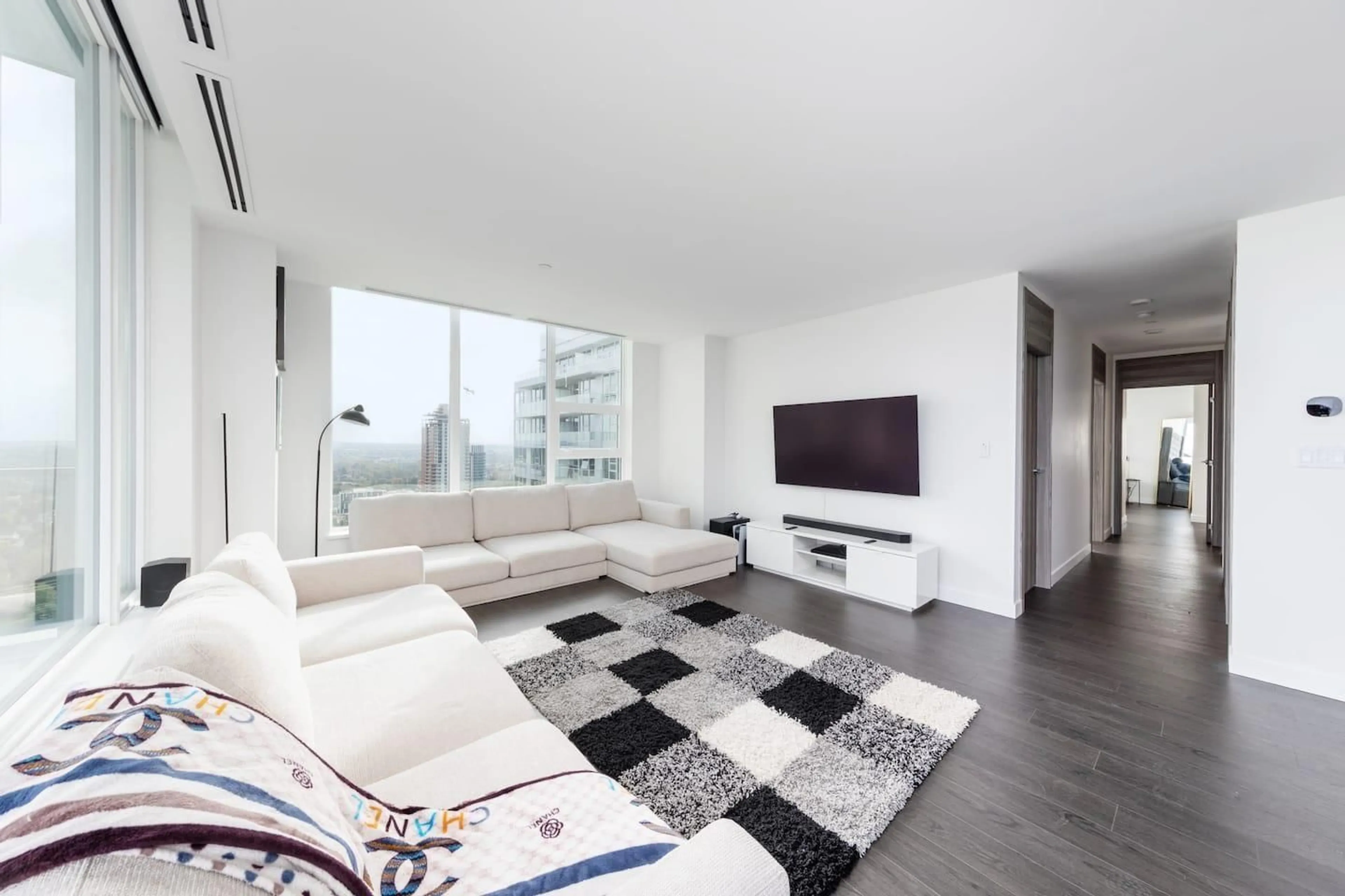 Living room with furniture, unknown for 3602 - 13778 100 AVENUE, Surrey British Columbia V3T0V3