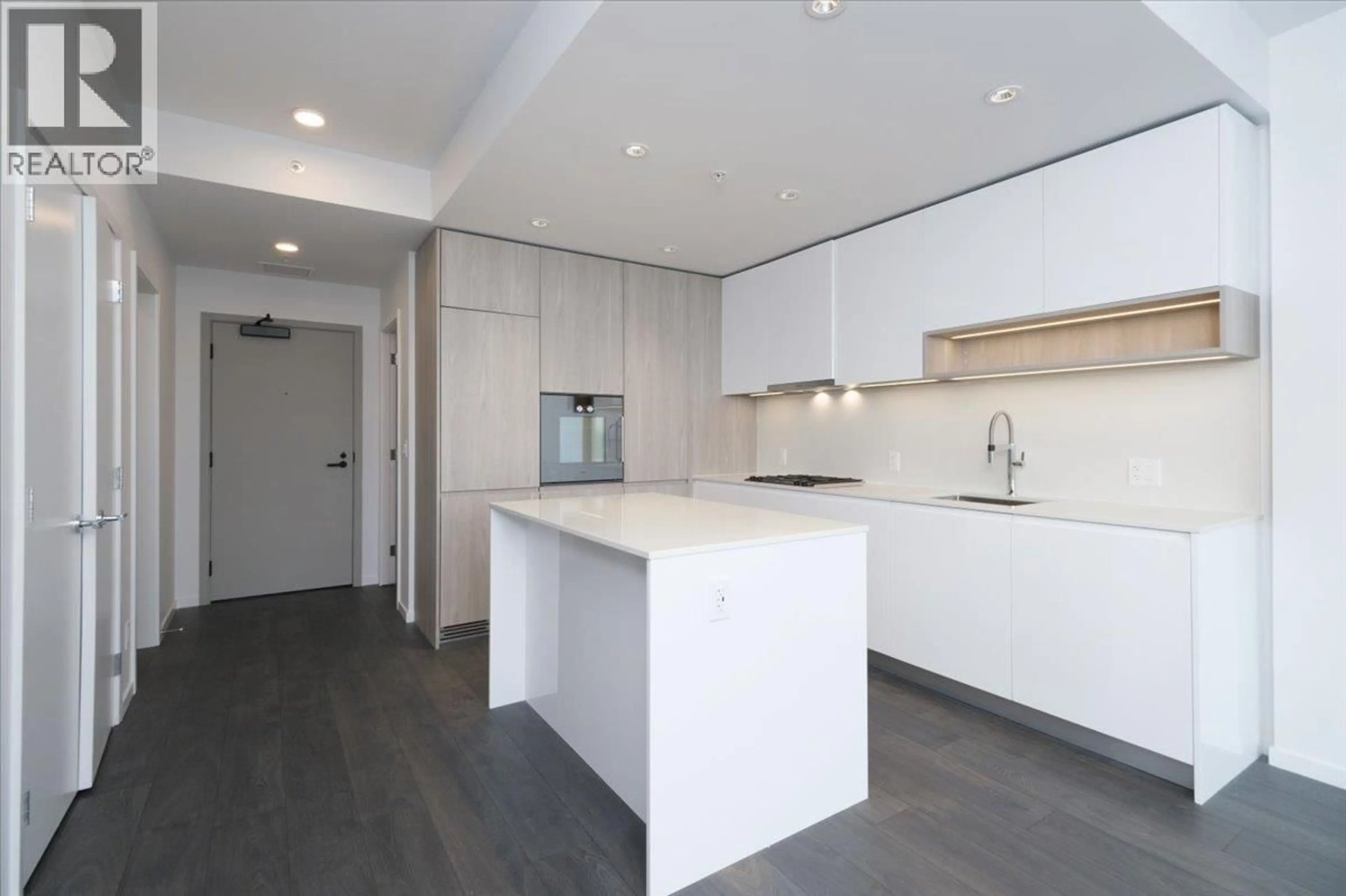 Open concept kitchen, unknown for 904 - 6808 MINORU BOULEVARD, Richmond British Columbia V6Y0M7