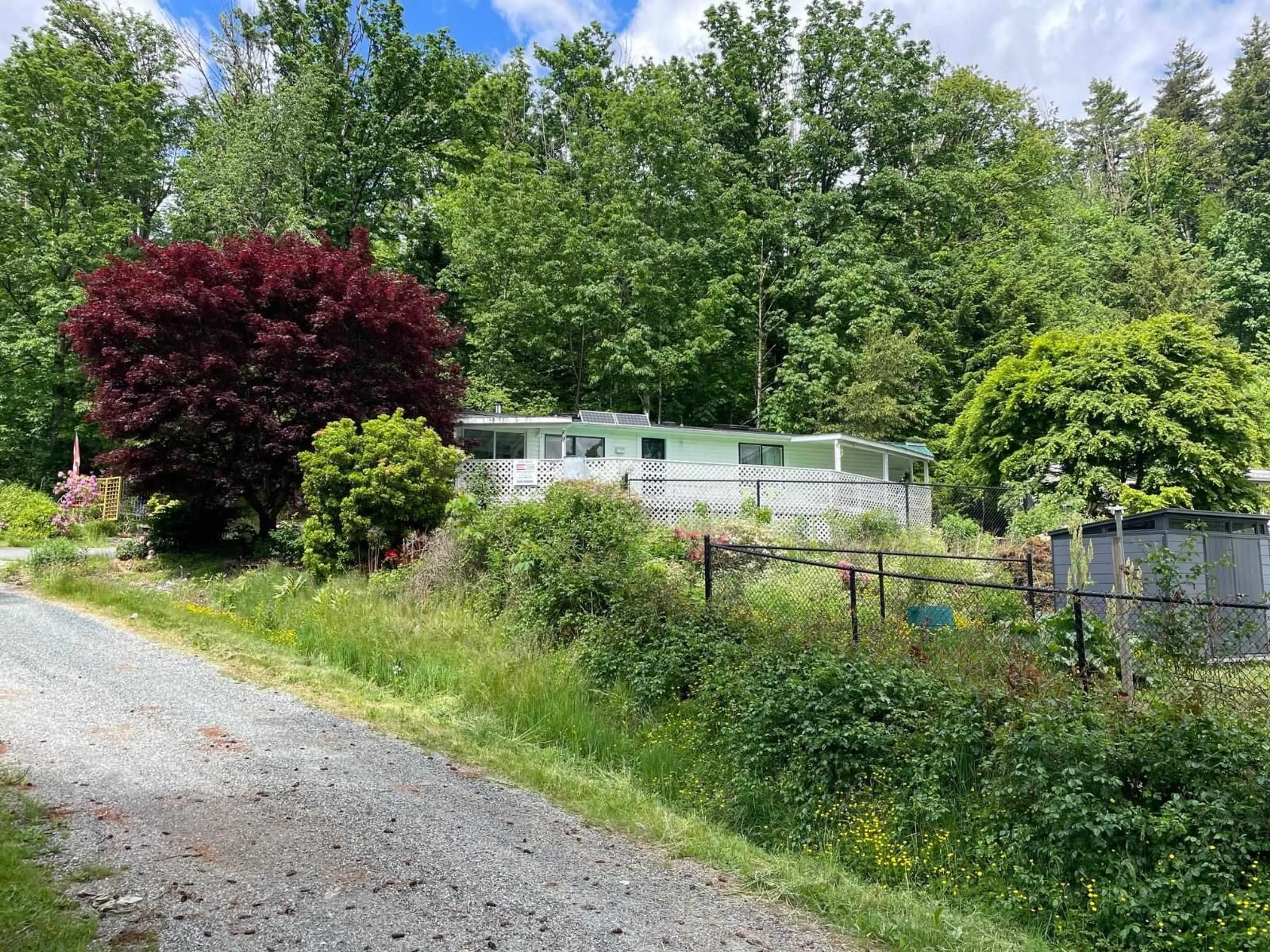 A pic from outside/outdoor area/front of a property/back of a property/a pic from drone, unknown for 89 - 43201 LOUGHEED HIGHWAY, Mission British Columbia V0M1G0