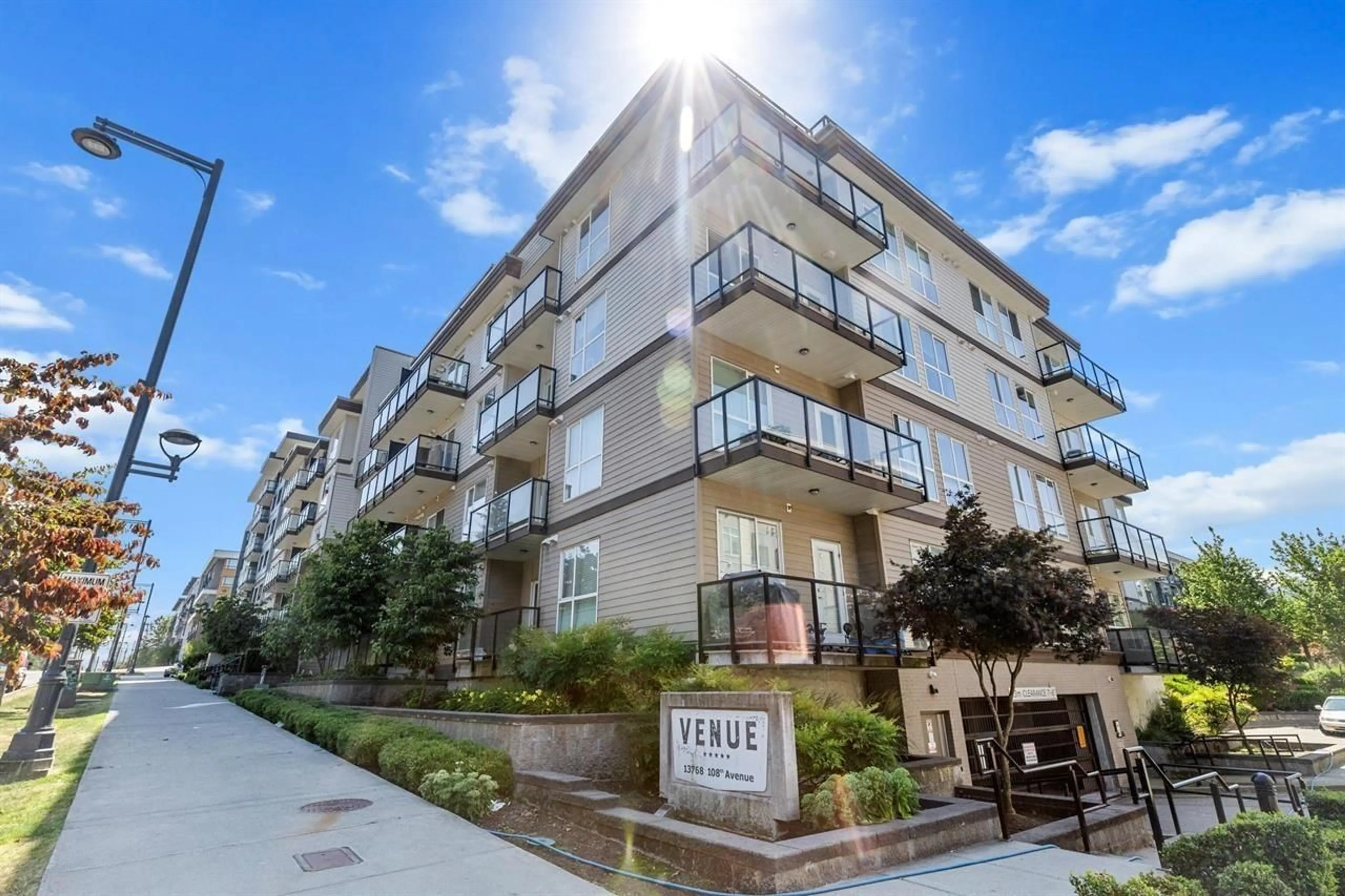 Patio, building for 210 - 13768 108 AVENUE, Surrey British Columbia V3T0L9