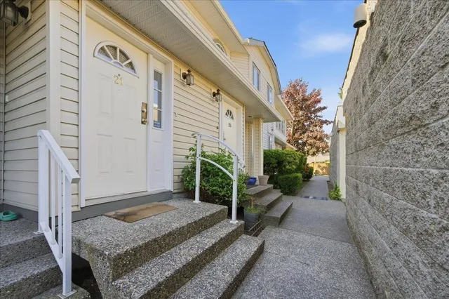 21 - 5750 174 STREET, Surrey 3