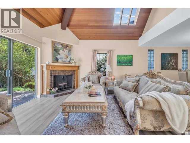 1040 JEFFERSON AVENUE, West Vancouver 2