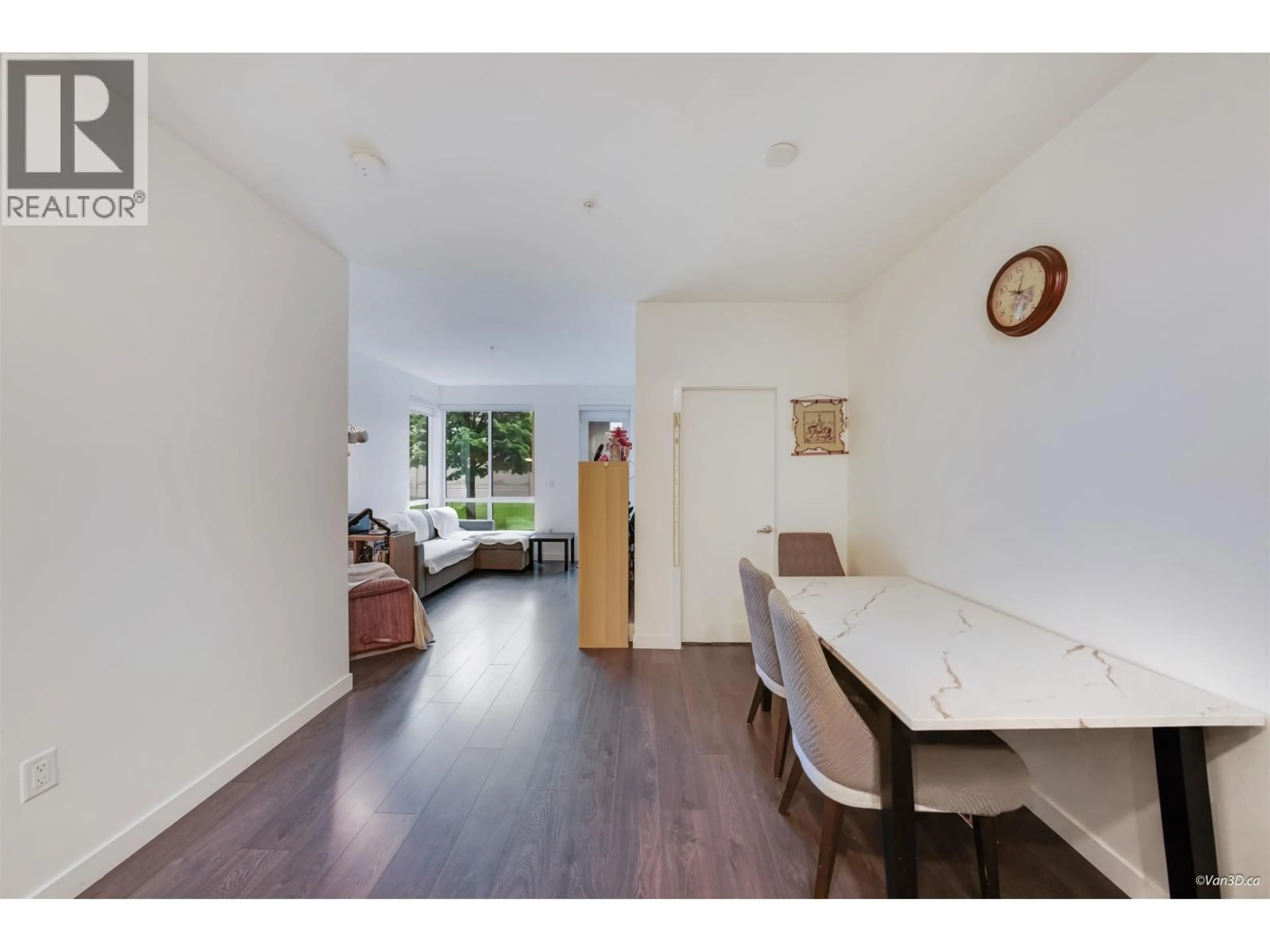 A pic of a room for 209 - 7133 14TH AVENUE, Burnaby British Columbia V3N0H5