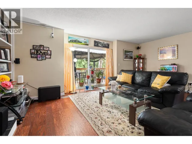 883 OLD LILLOOET ROAD, North Vancouver 5