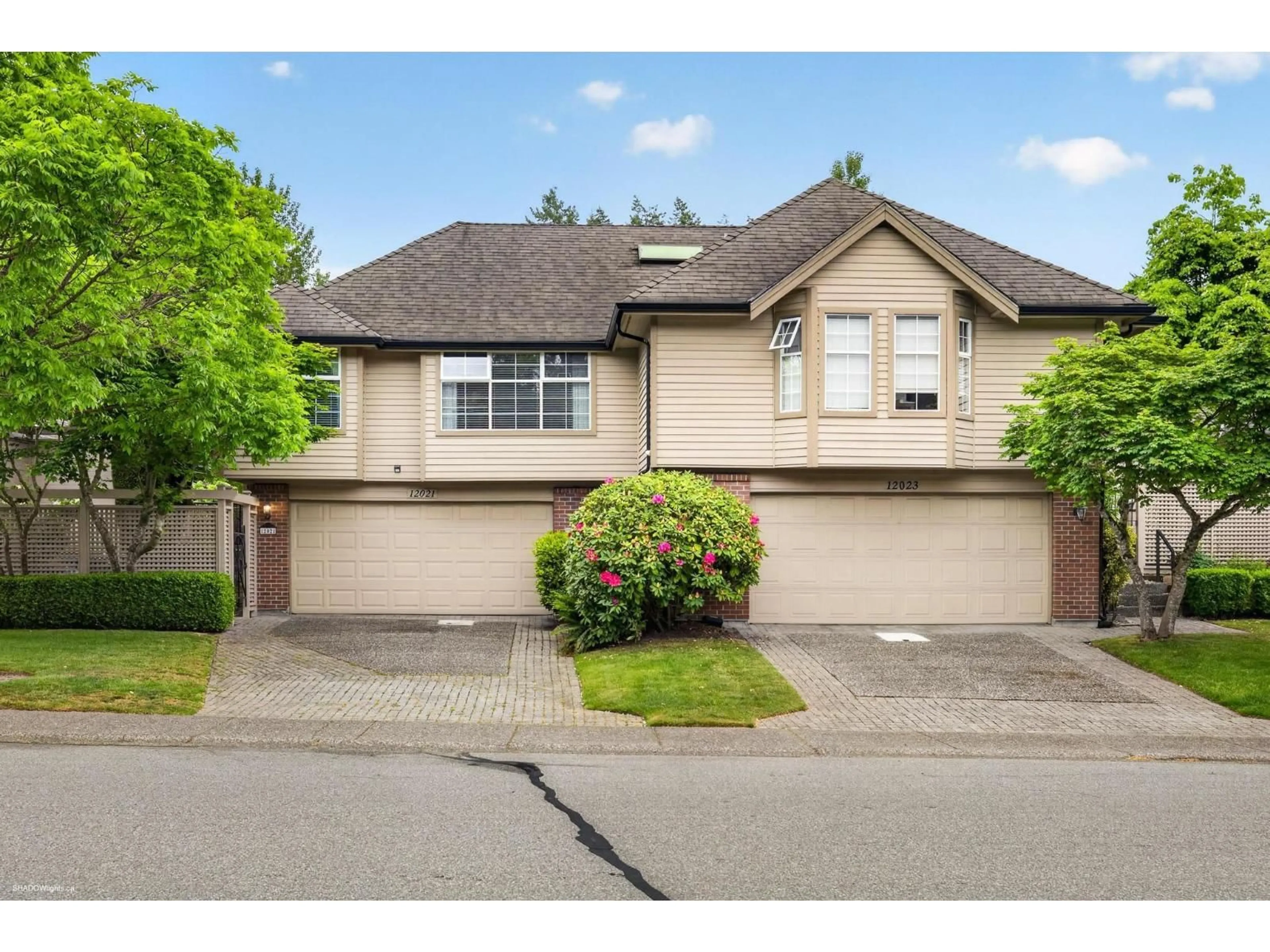 A pic from outside/outdoor area/front of a property/back of a property/a pic from drone, street for 12021 BOUNDARY DRIVE SOUTH, Surrey British Columbia V3X2B5