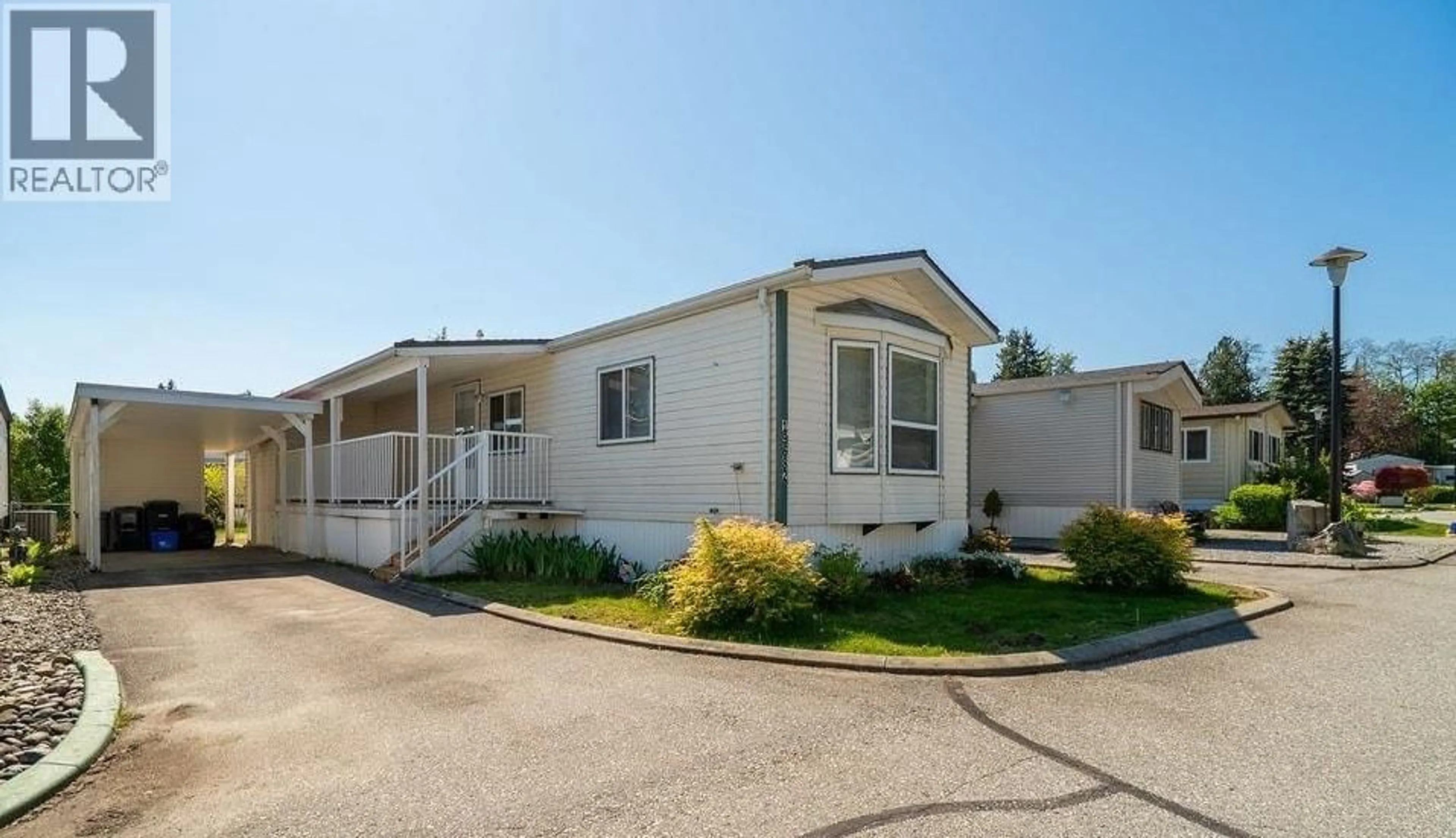 Home with vinyl exterior material, street for 132 - 19682 POPLAR DRIVE, Pitt Meadows British Columbia V3Y1Z3
