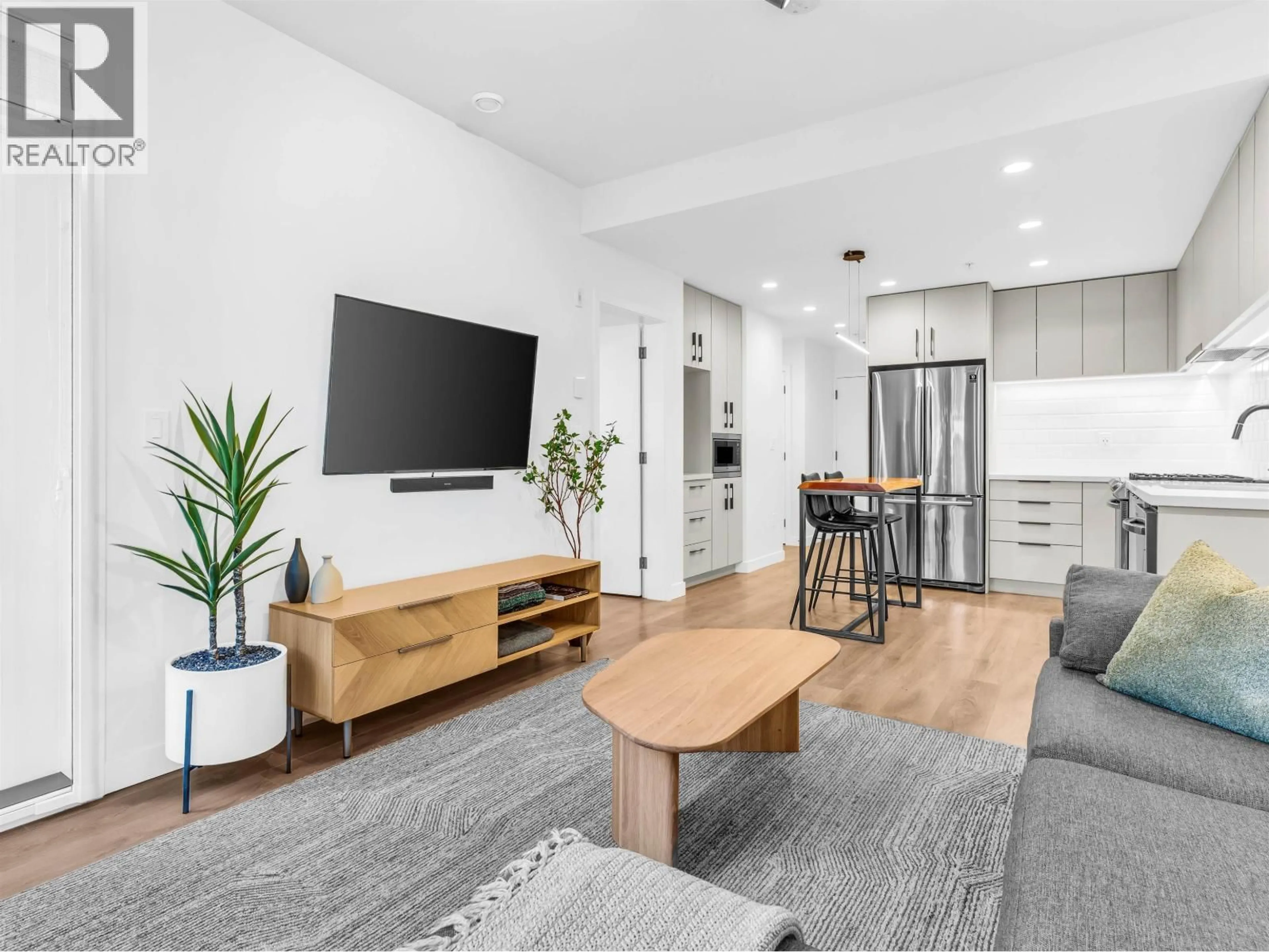 Living room with furniture, unknown for 104 - 3018 ST. GEORGE STREET, Port Moody British Columbia V3H0L4