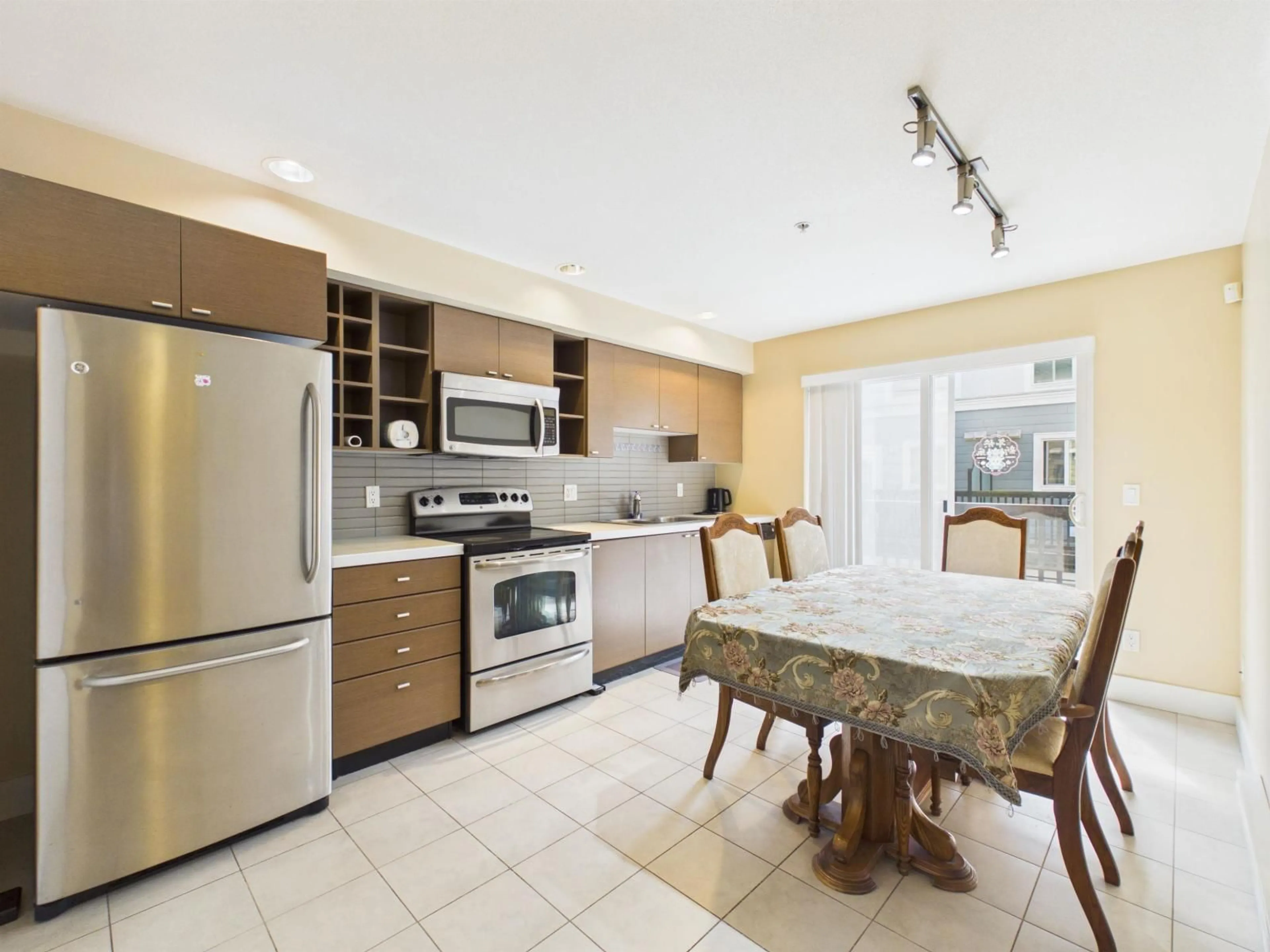 Unknown for 83 - 15833 26 AVENUE, Surrey British Columbia V3Z2X5