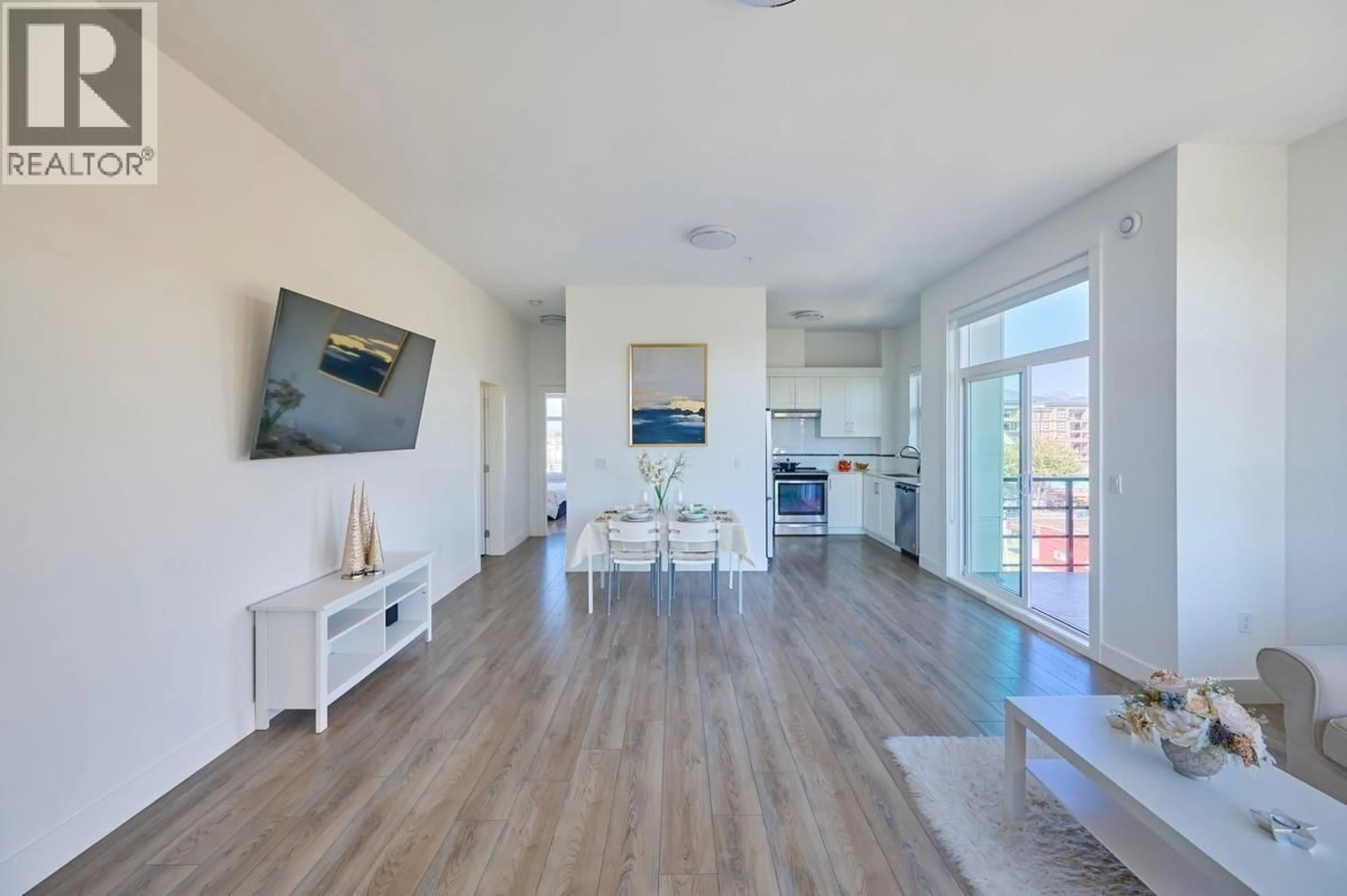 Unknown for 503 - 22577 ROYAL CRESCENT, Maple Ridge British Columbia V2X2M2