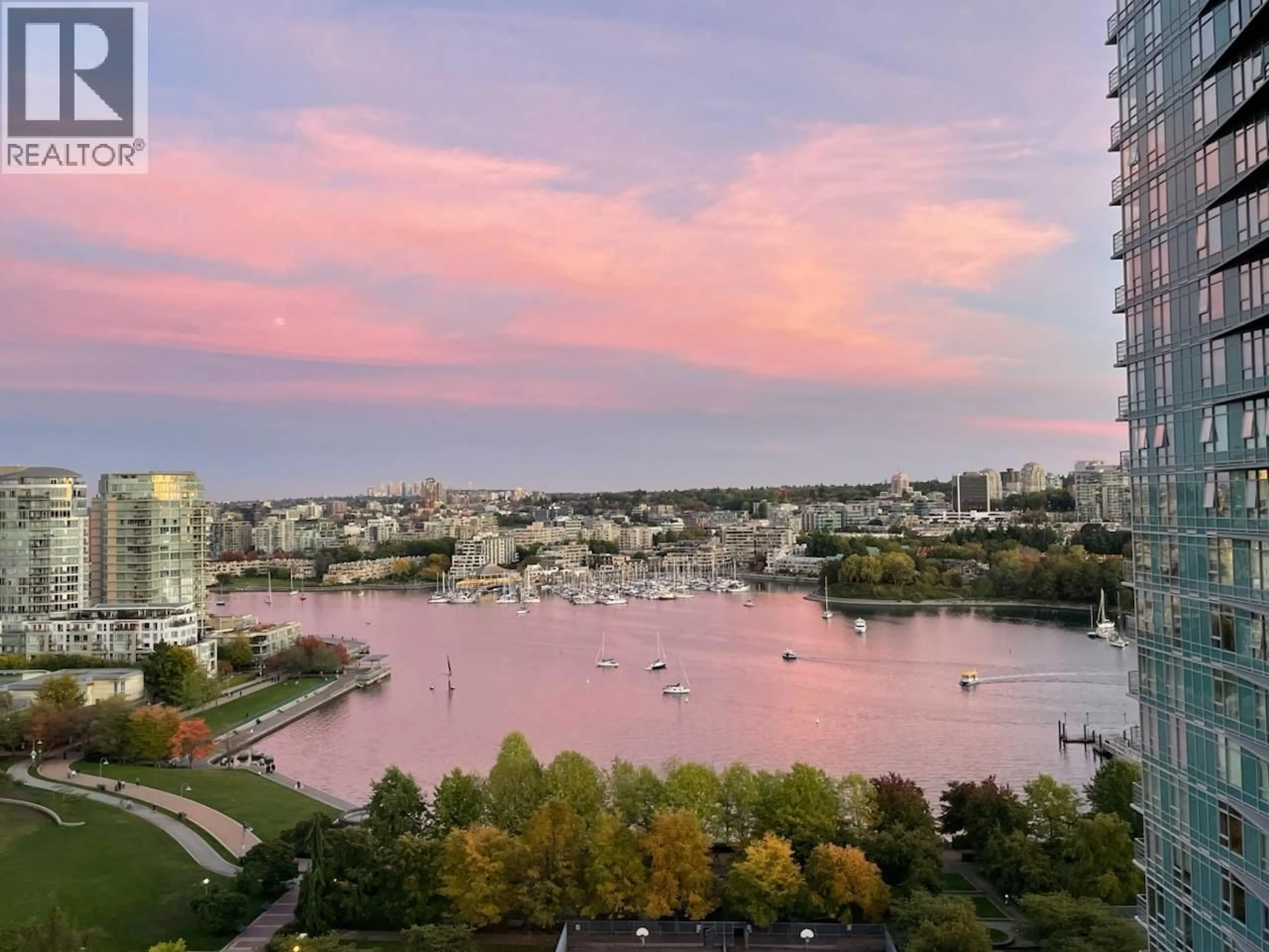 Blurry image for 2002 - 1408 STRATHMORE MEWS, Vancouver British Columbia V6Z3A9